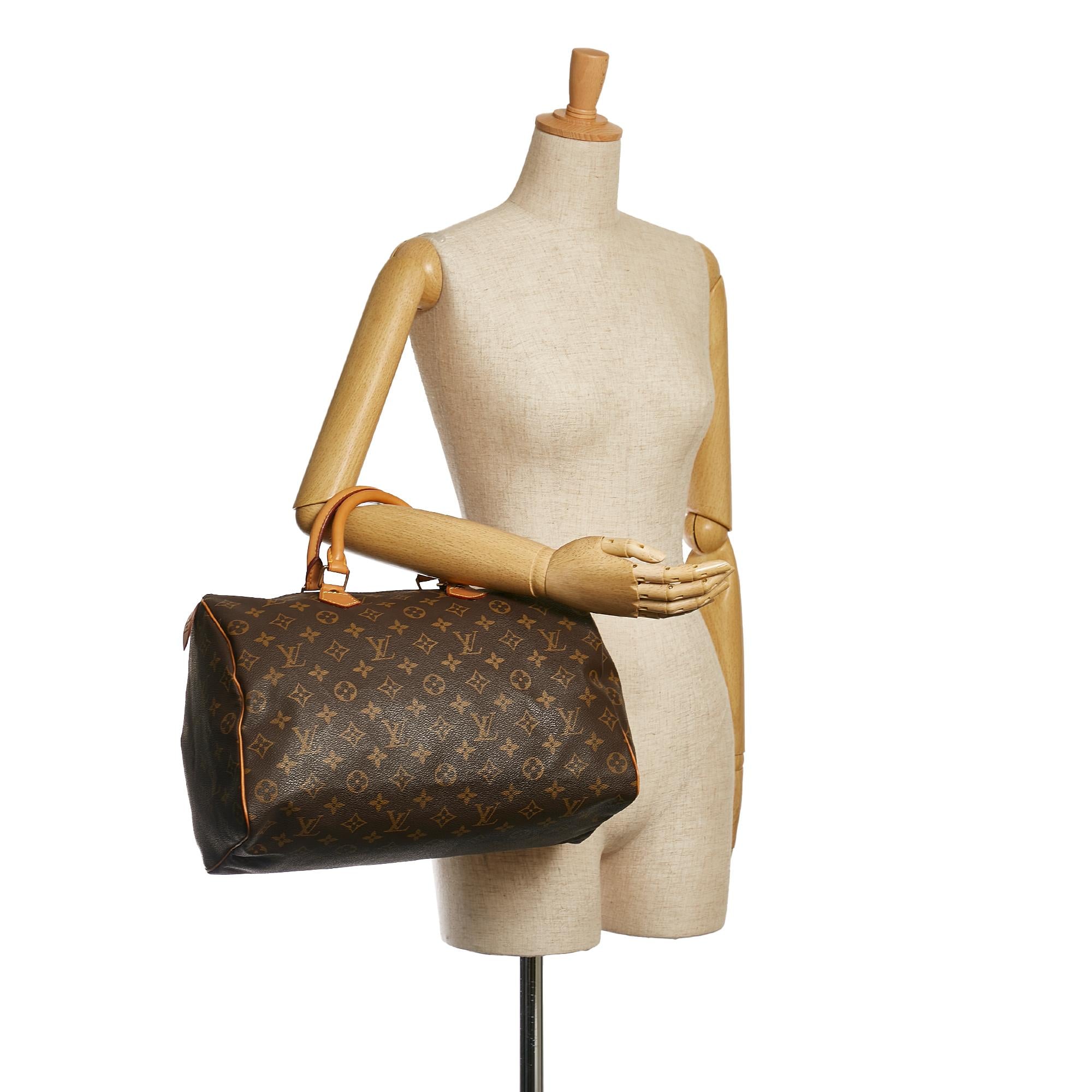 Louis Vuitton Monogram Speedy 35 (SHG-35830)