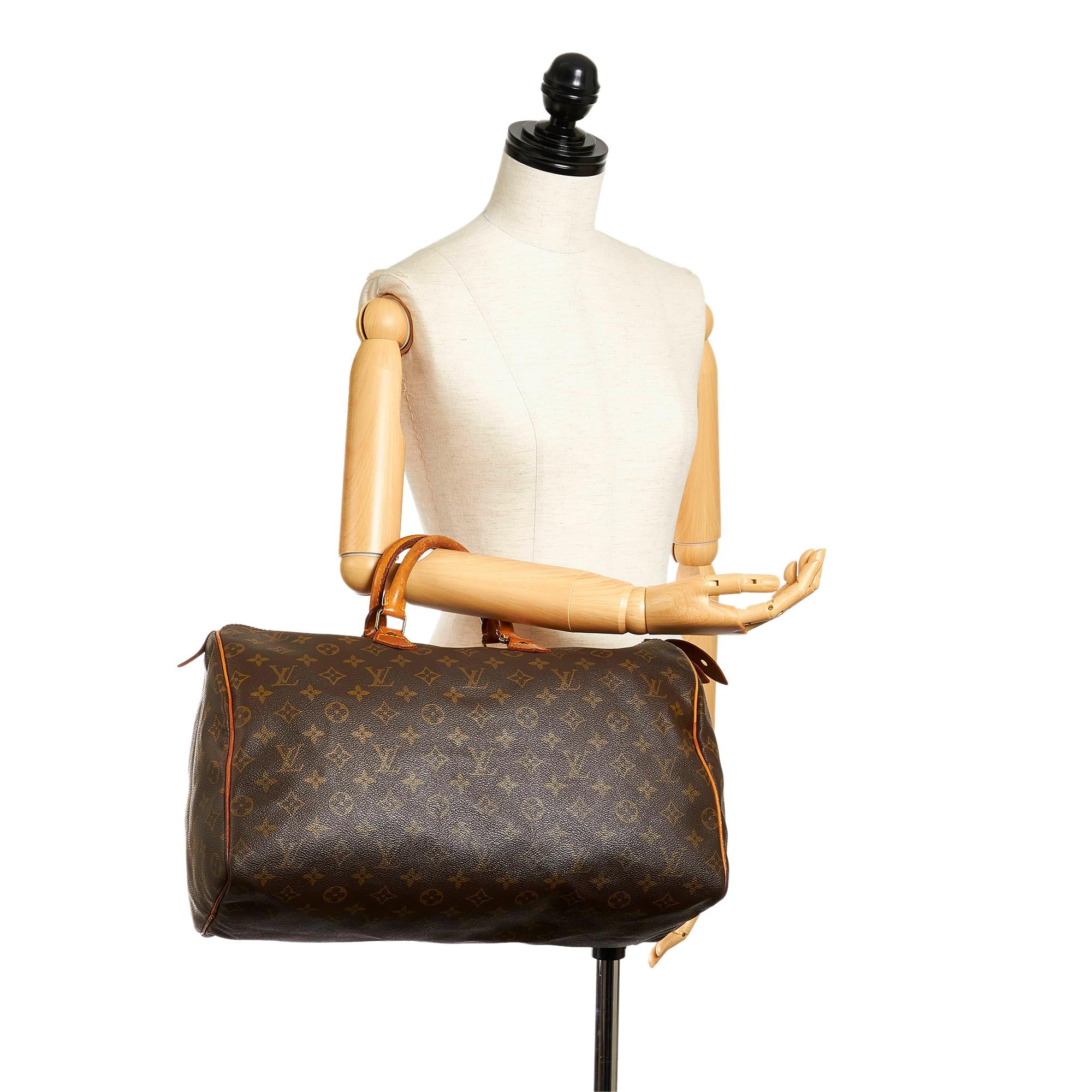 Louis Vuitton Monogram Speedy 40 (SHG-32769)