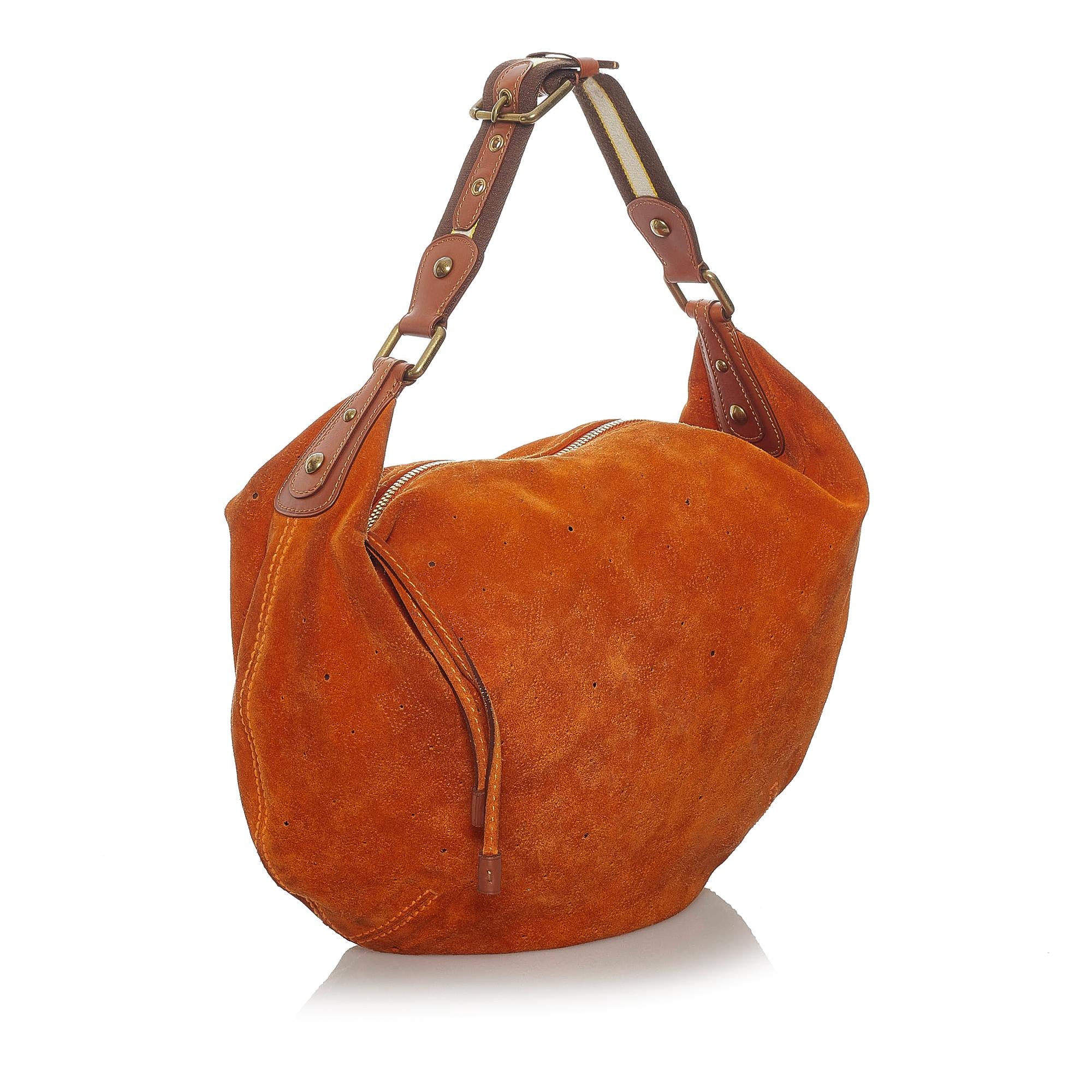 Louis Vuitton Monogram Suede Onatah GM (SHG-30056)