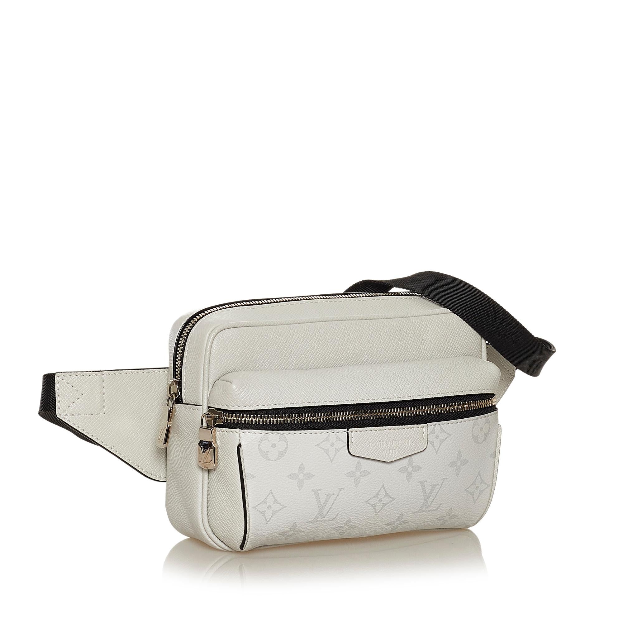 Louis Vuitton Monogram Taigarama Outdoor Bumbag (SHG-34593)