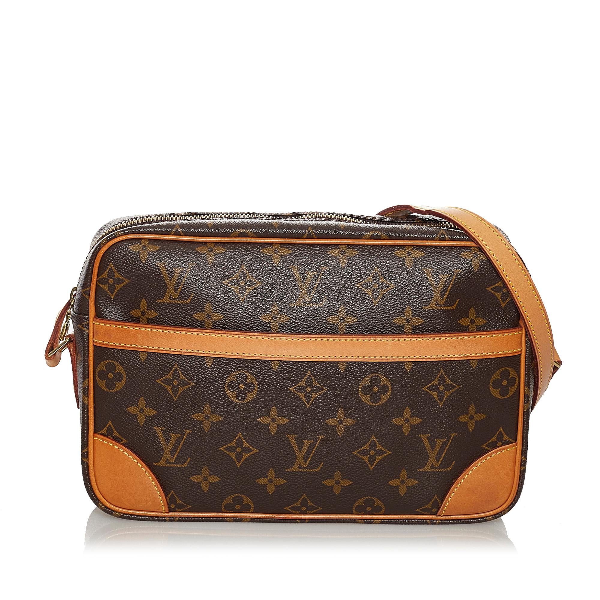 Louis Vuitton Monogram Trocadero 27 (SHG-33287)