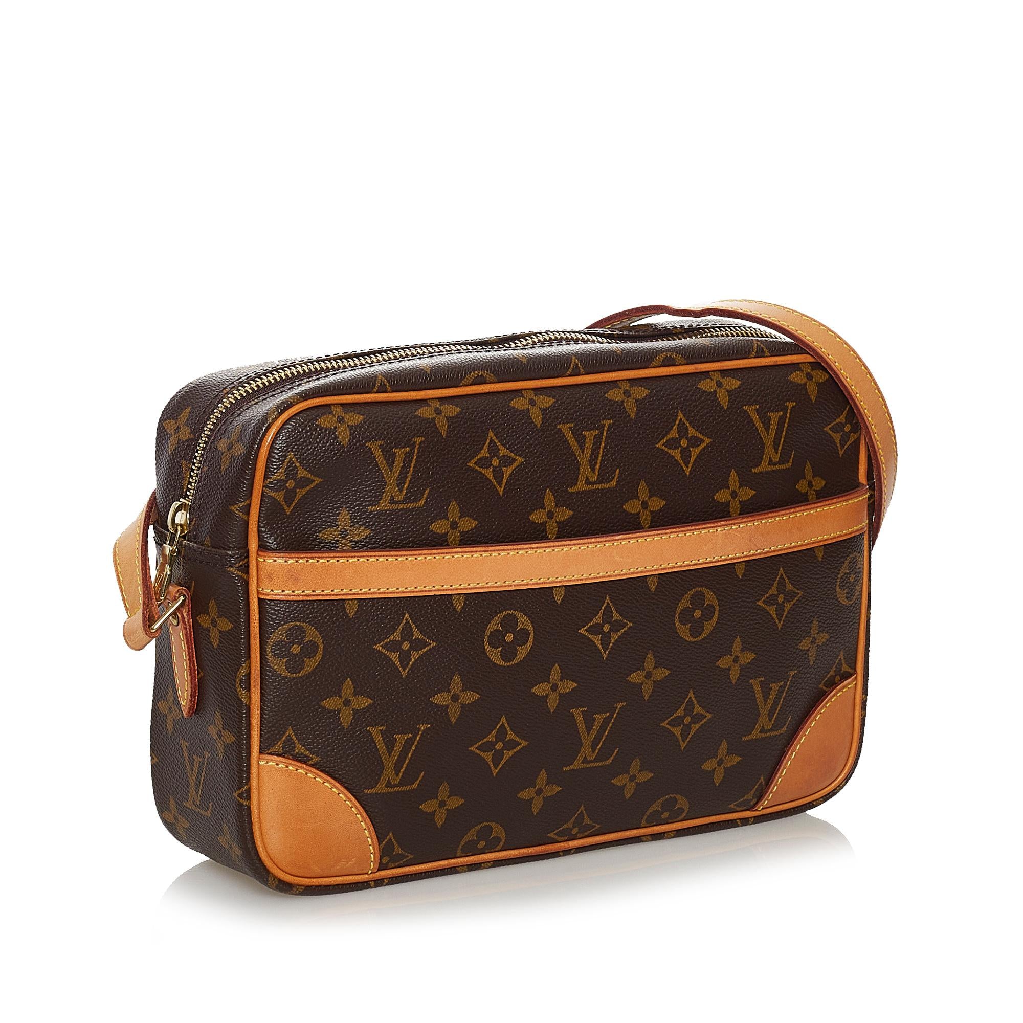 Louis Vuitton Monogram Trocadero 27 (SHG-33287)