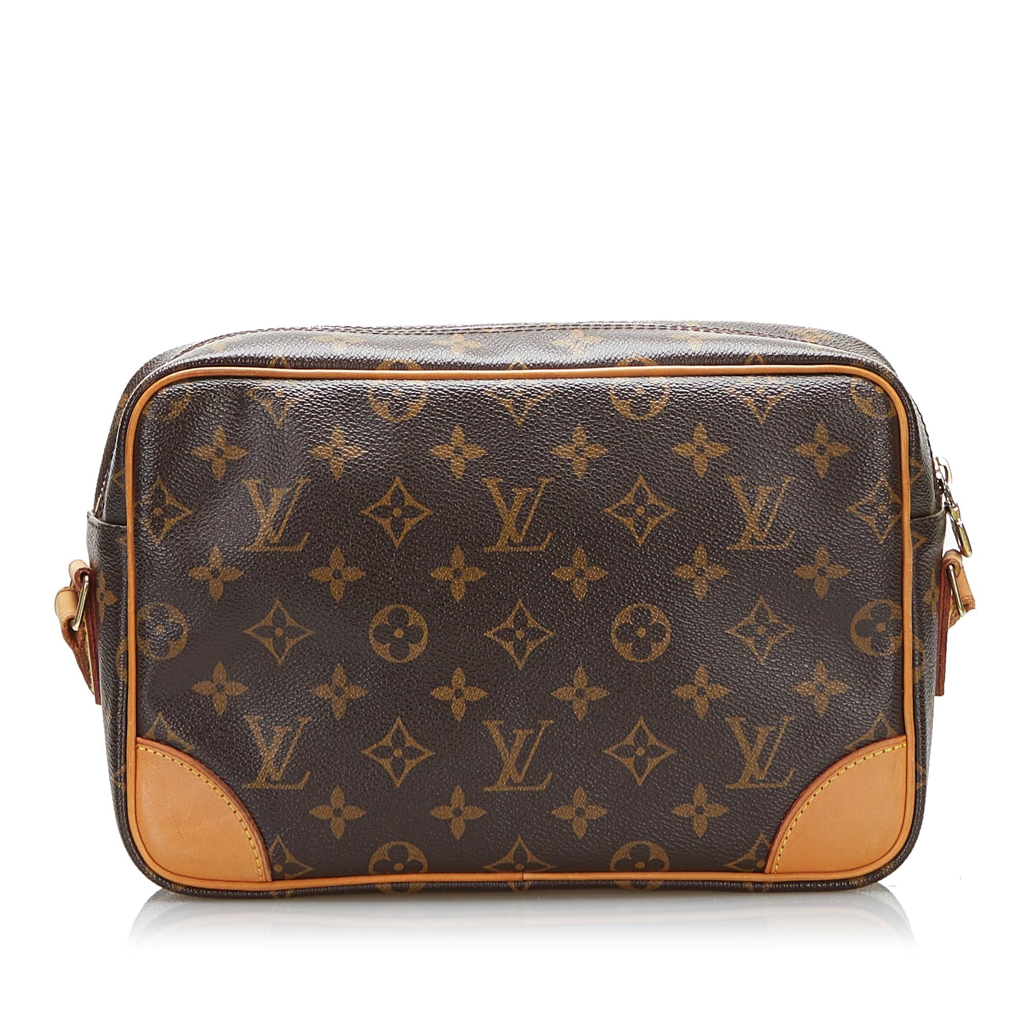 Louis Vuitton Monogram Trocadero 27 (SHG-37951)