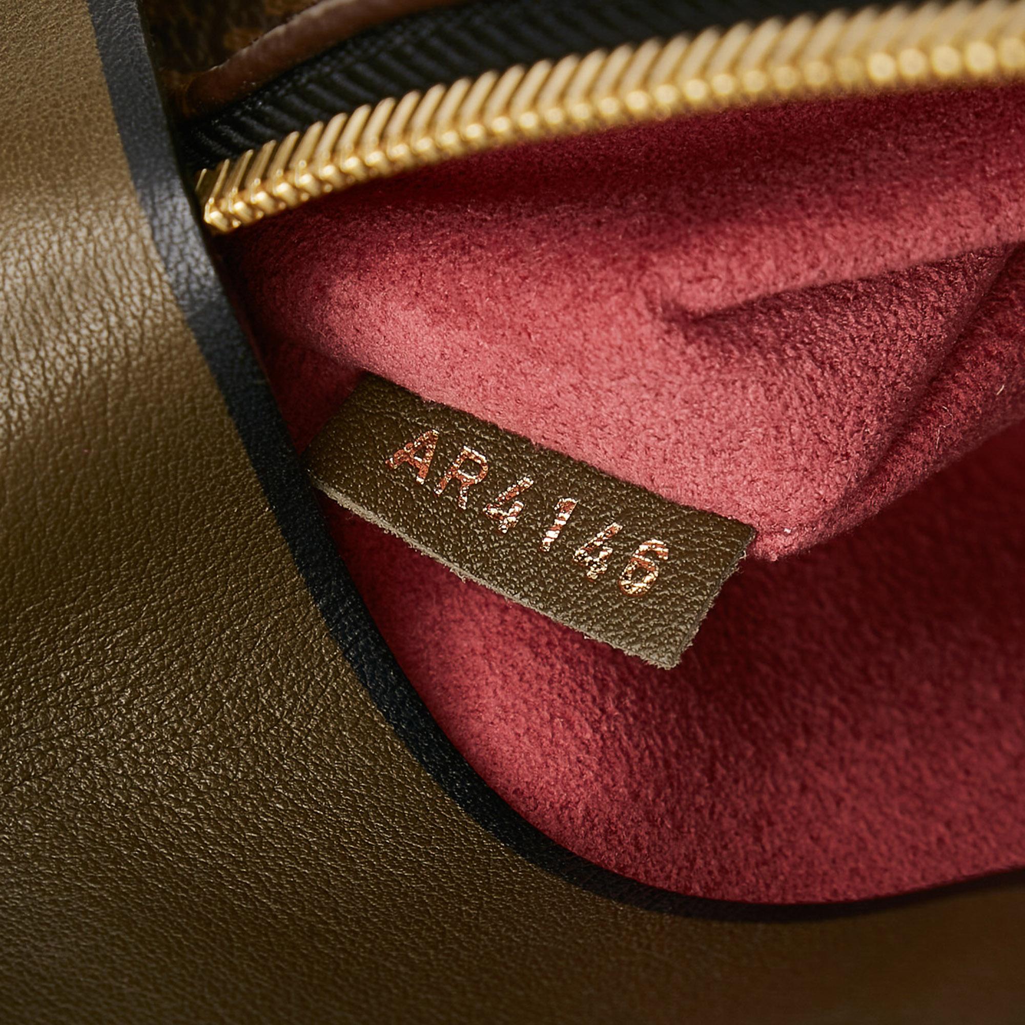 Louis Vuitton Monogram Tuileries Besace (SHG-35340)