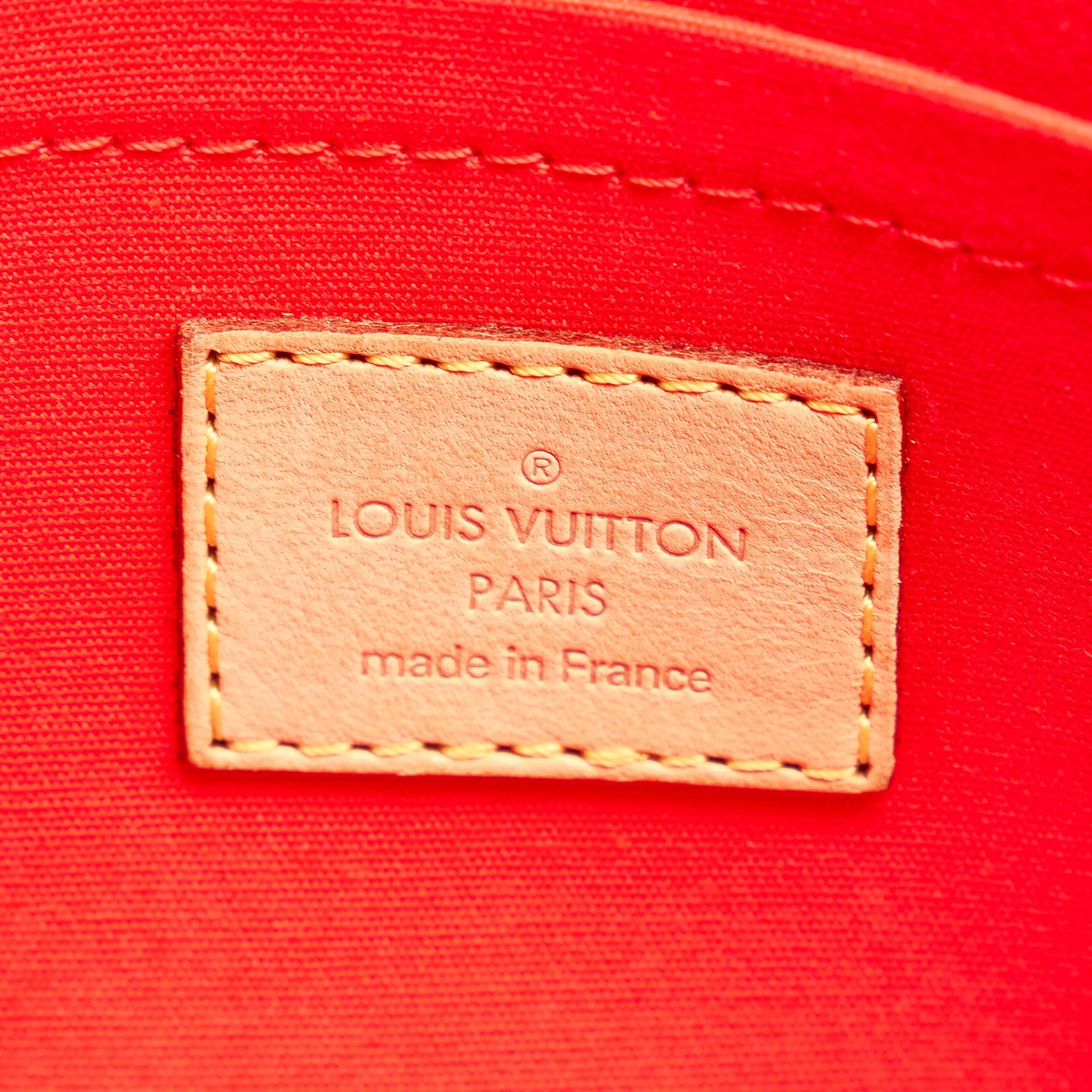Louis Vuitton Monogram Vernis Bellflower PM (SHG-JHoZkM)