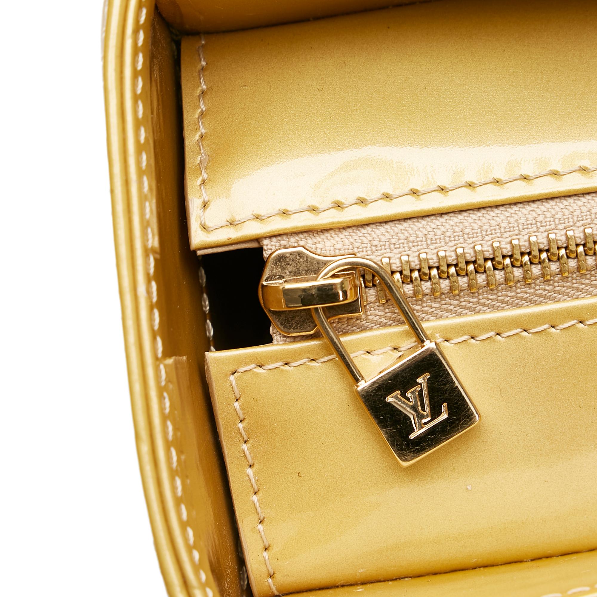 Louis Vuitton Monogram Vernis Columbus (SHG-36738)