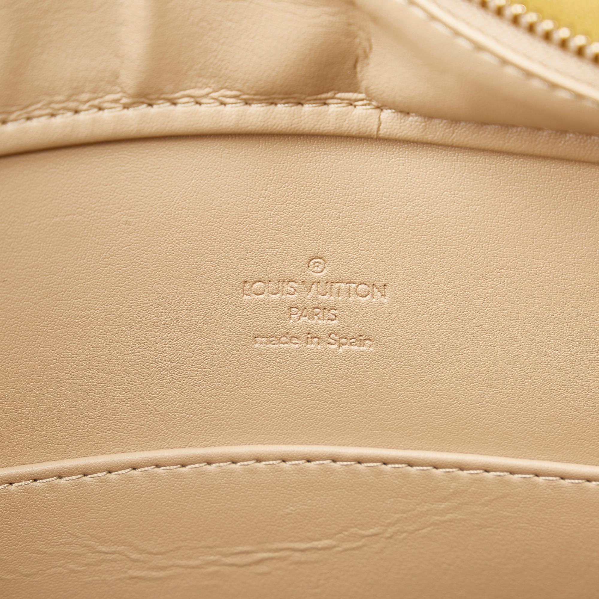 Louis Vuitton Monogram Vernis Columbus (SHG-36738)