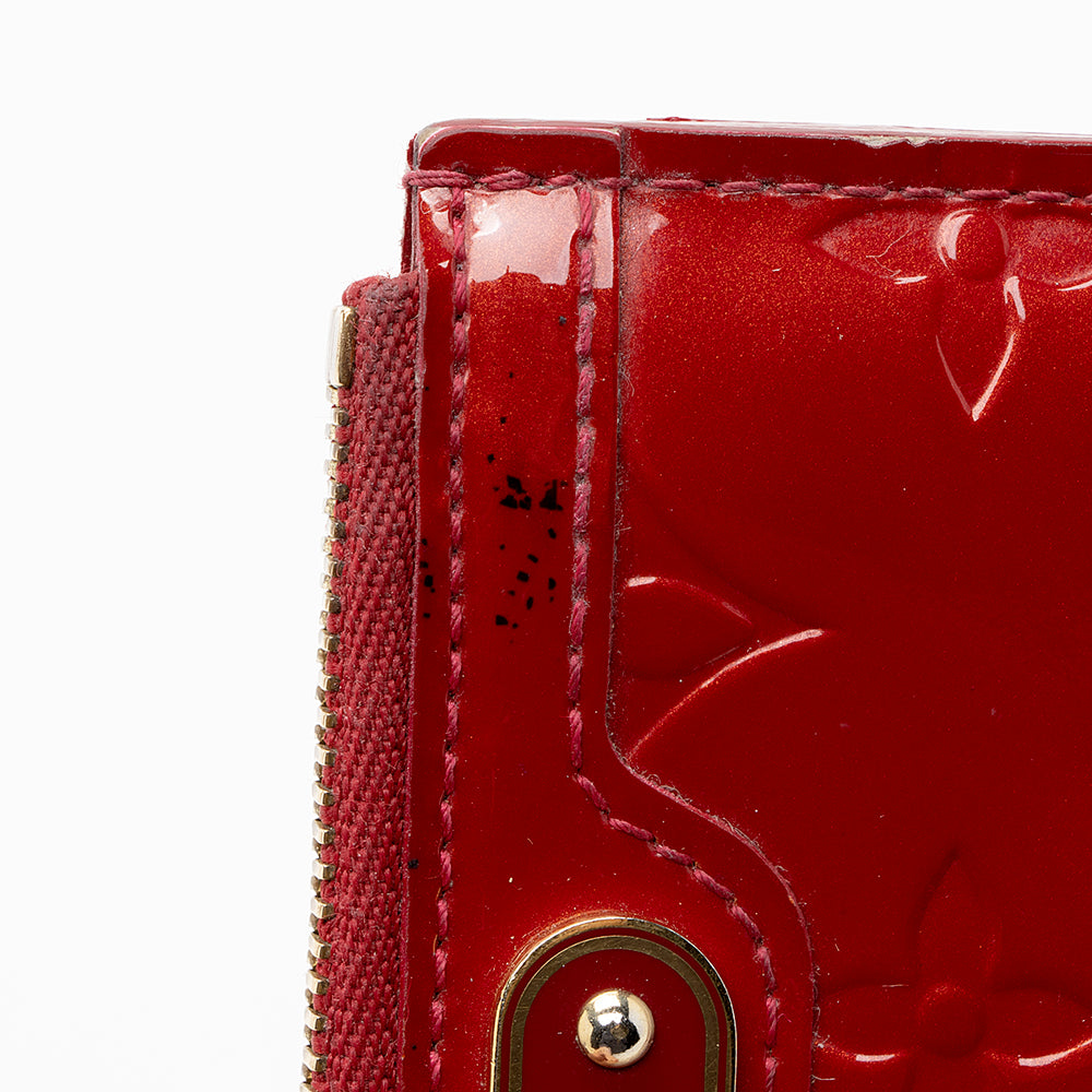 Louis Vuitton Monogram Vernis Key Pouch (SHF-17295)