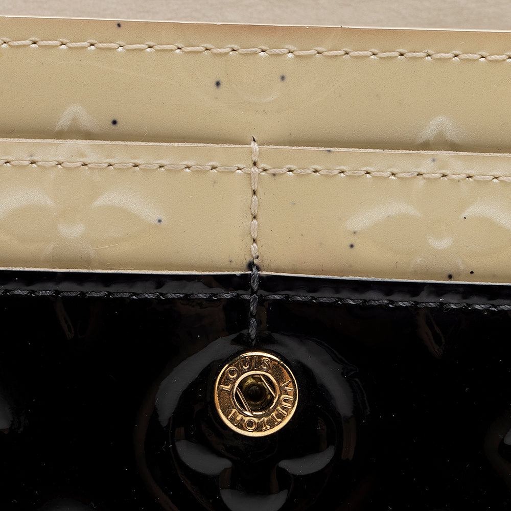 Louis Vuitton Monogram Vernis Sarah Wallet - FINAL SALE (SHF-19019)