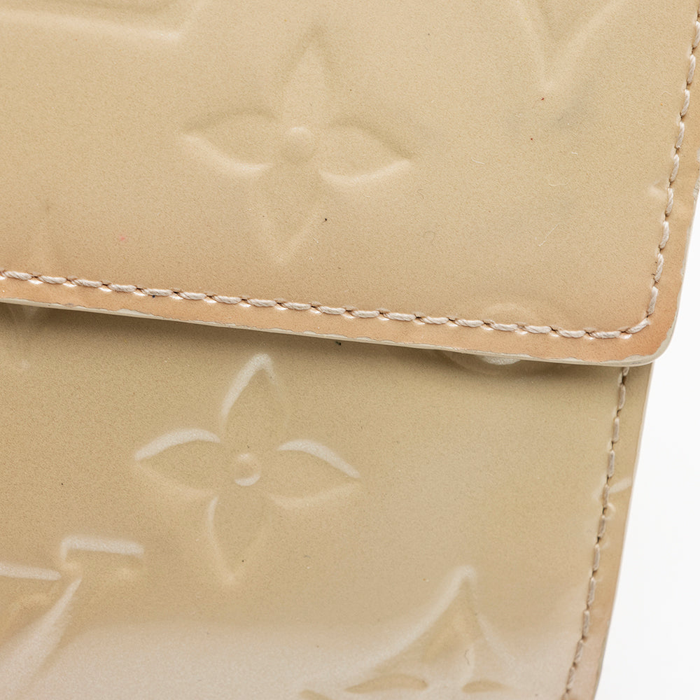 Louis Vuitton Monogram Vernis Sarah Wallet (SHF-20427)