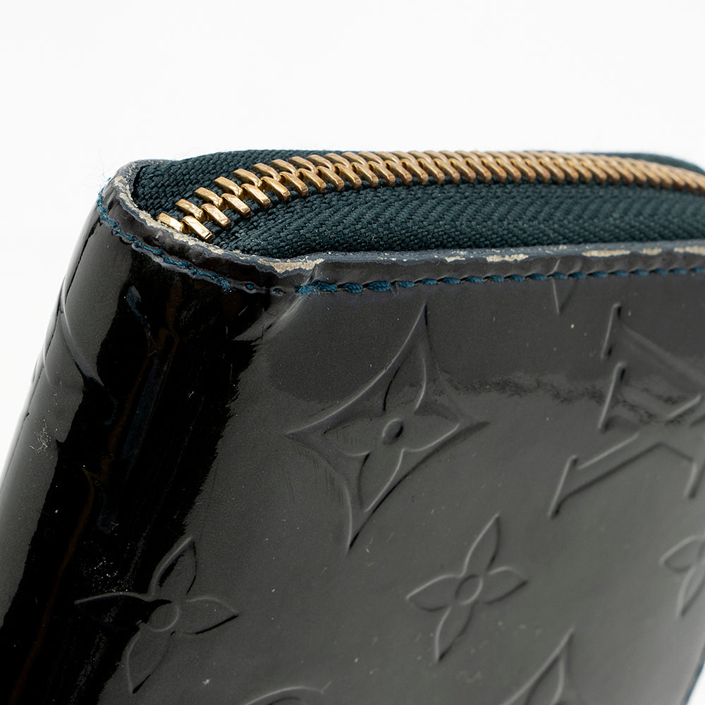 Louis Vuitton Monogram Vernis Zippy Wallet (SHF-15116)