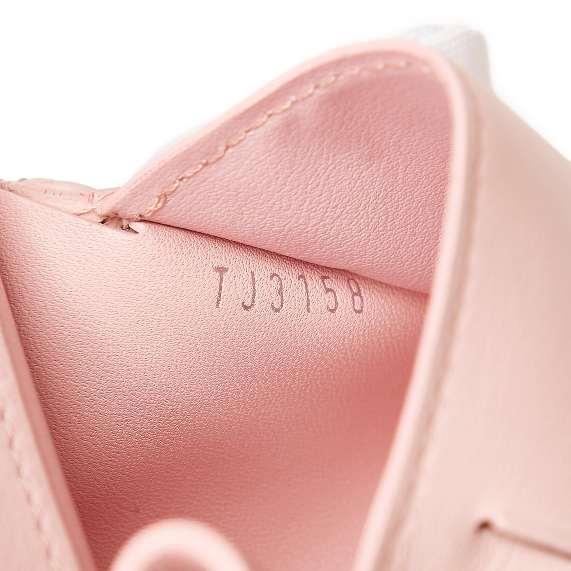 Louis Vuitton New Wave Compact Wallet (SHG-36765)