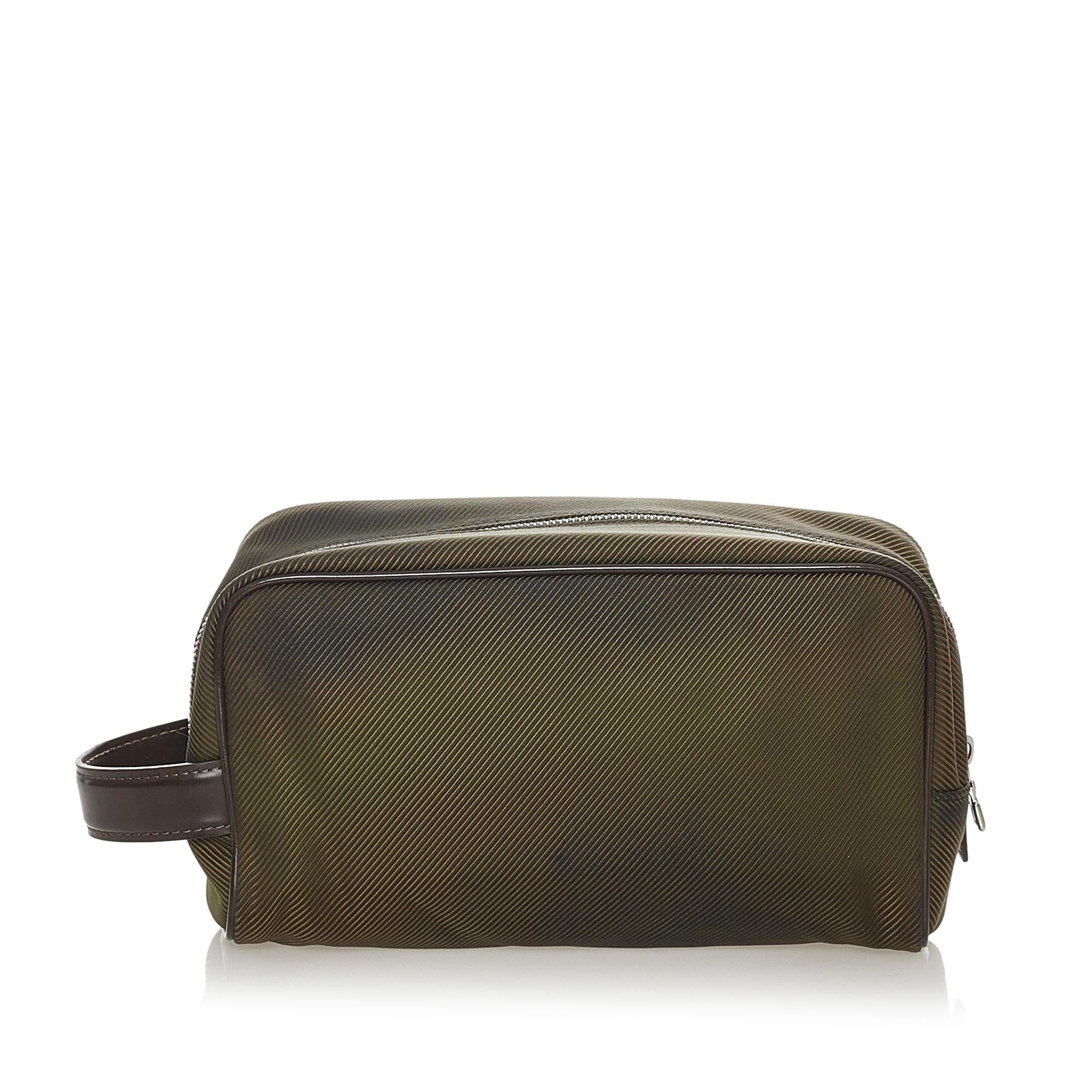 Louis Vuitton Palana Toiletry (SHG-28101)