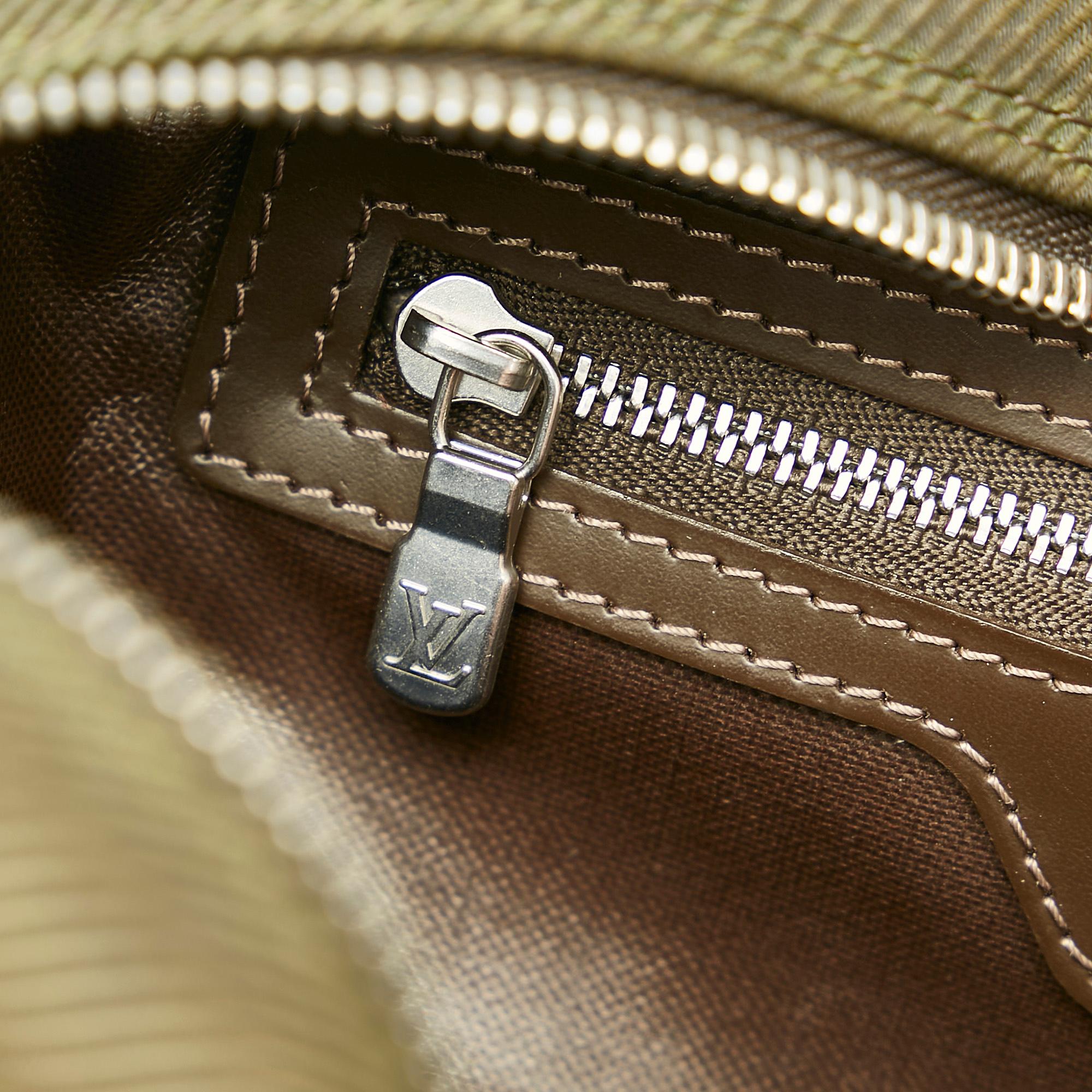 Louis Vuitton Palana Toiletry (SHG-28101)