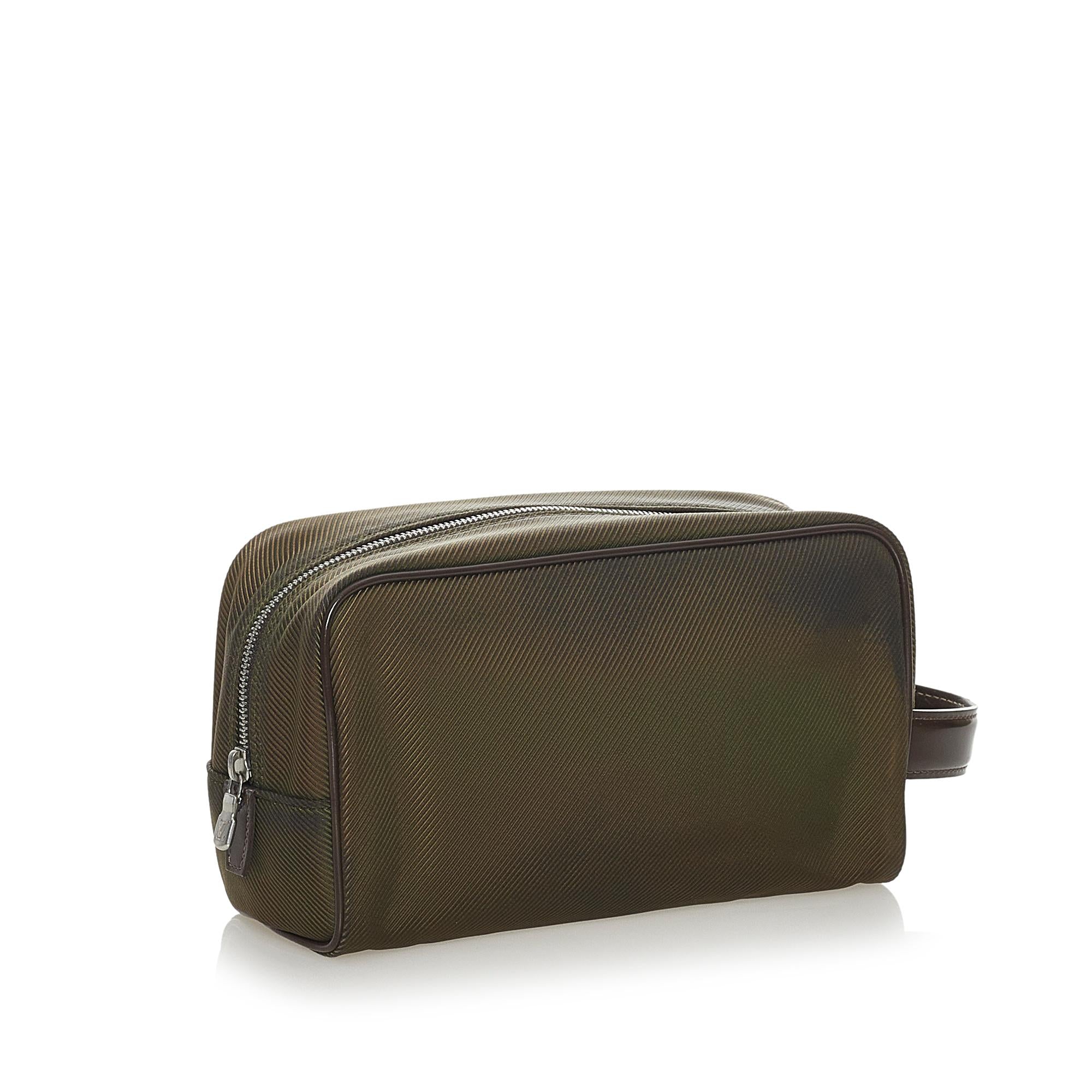 Louis Vuitton Palana Toiletry (SHG-28101)