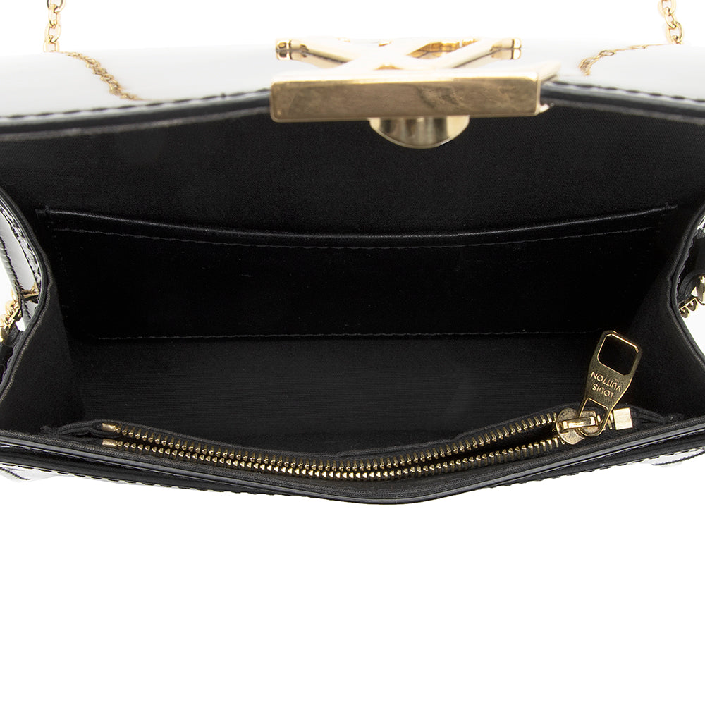 Louis Vuitton Patent Leather Louise Shoulder Bag (SHF-19742)