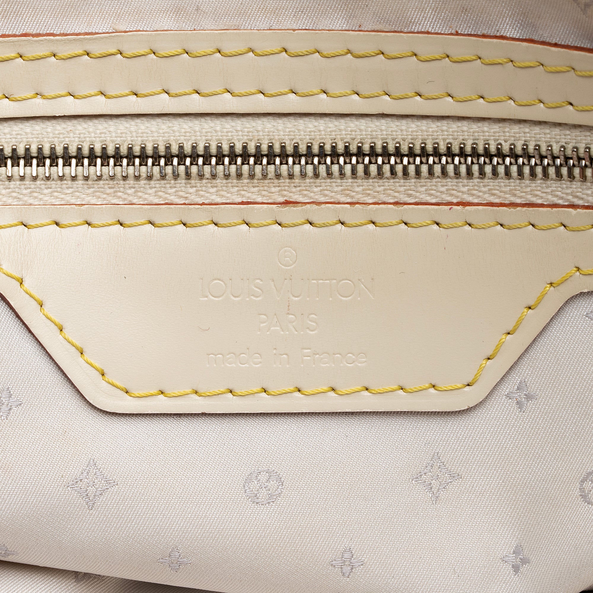 Louis Vuitton Suhali Leather Lockit PM Satchel (SHF-23755)