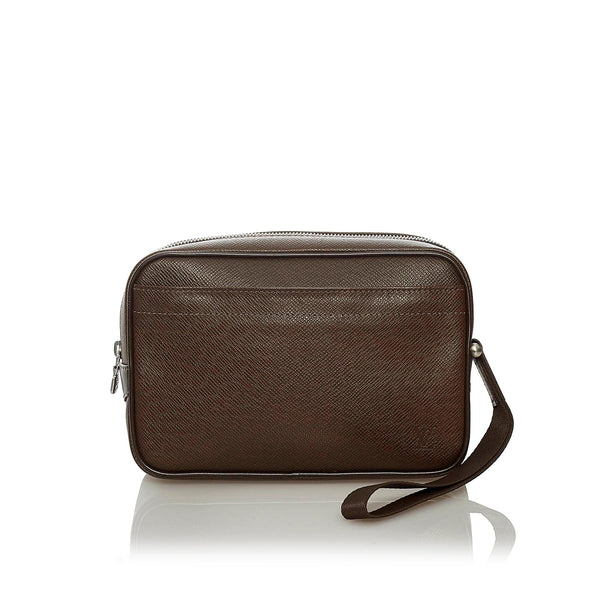 Louis Vuitton Taiga Kaluga Clutch Bag (SHG-28945) – LuxeDH