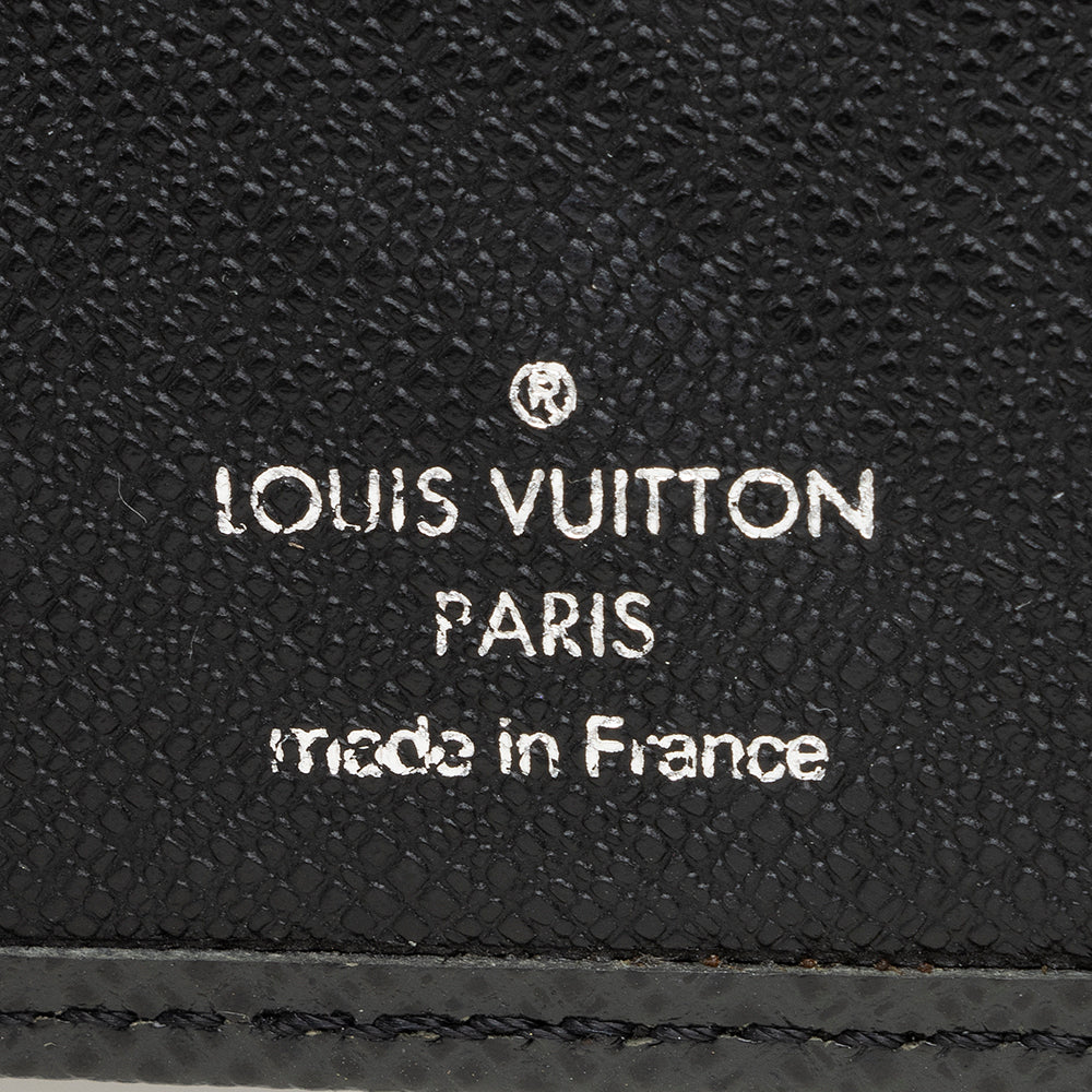 Louis Vuitton Taiga Leather Porte-Valeurs Cartes Card Holder (SHF-17594)