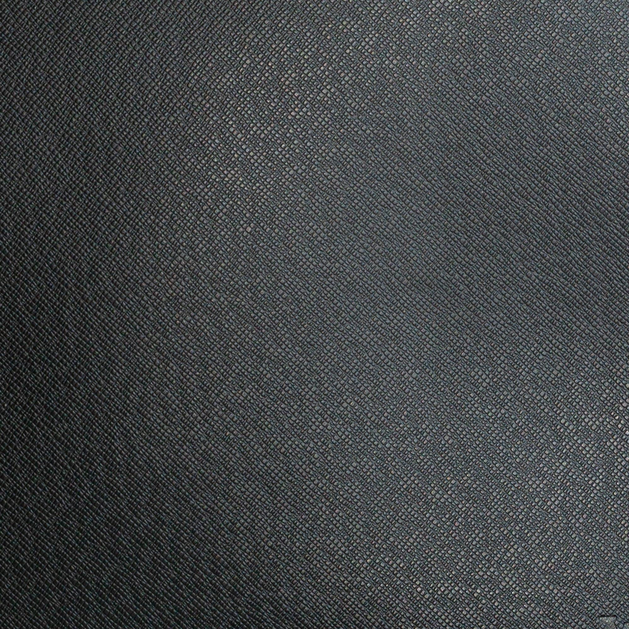 Louis Vuitton Taiga Porte Ordinateur Odessa (SHG-27047)