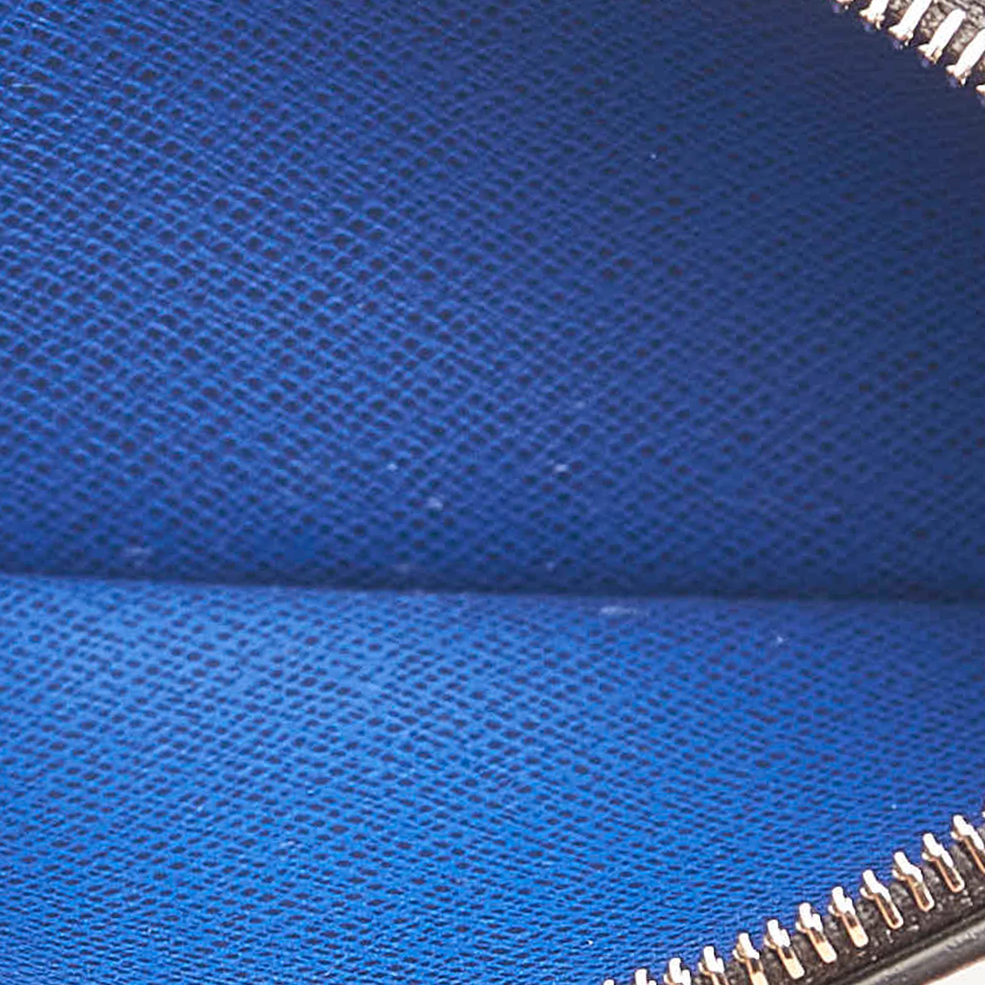 Louis Vuitton Taigarama Card Holder (SHG-33537)