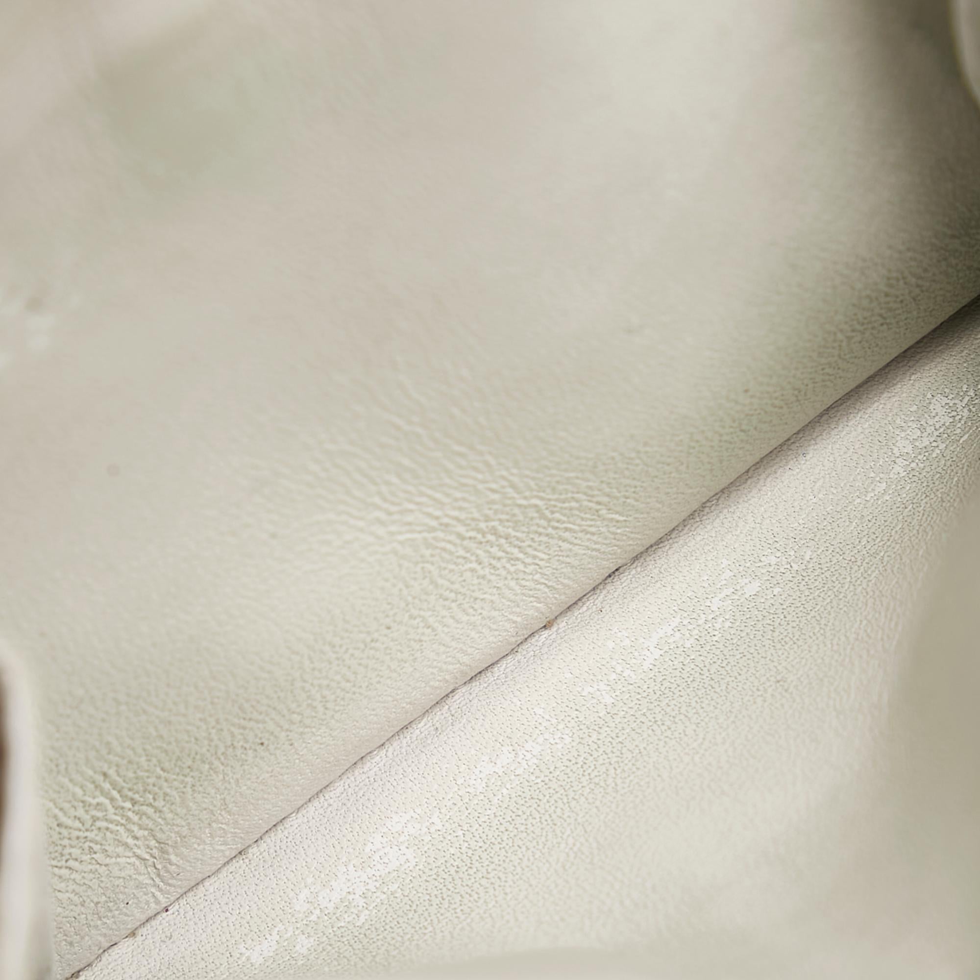 Louis Vuitton Taigarama Portefeuille Compact Wallet (SHG-32331)