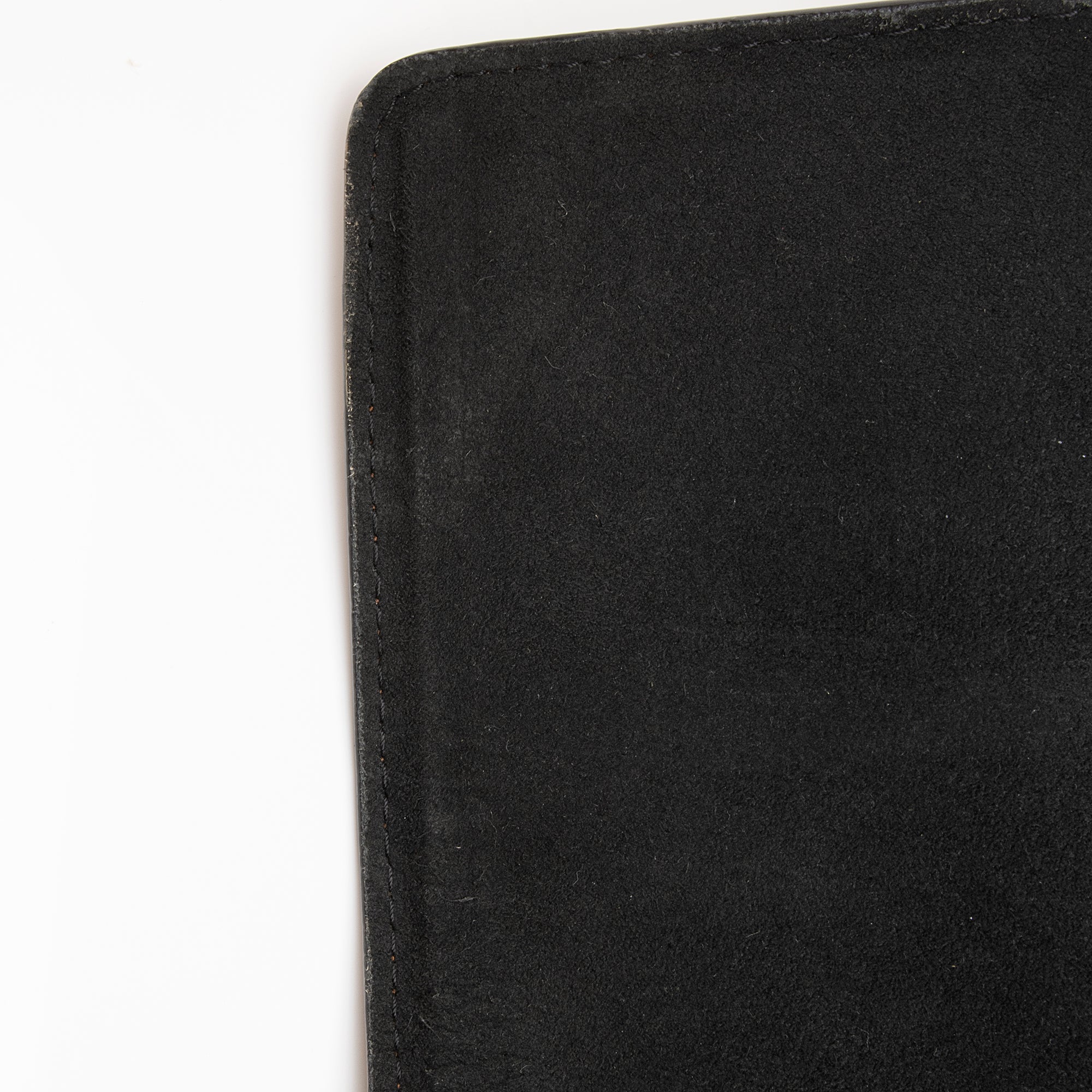 Louis Vuitton Taurillon Leather Dauphine MM Shoulder Bag (SHF-ZlkYV5)