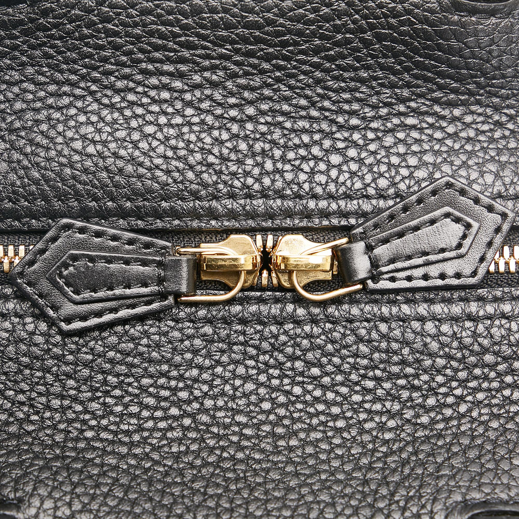 Louis Vuitton Taurillon Square (SHG-37422)