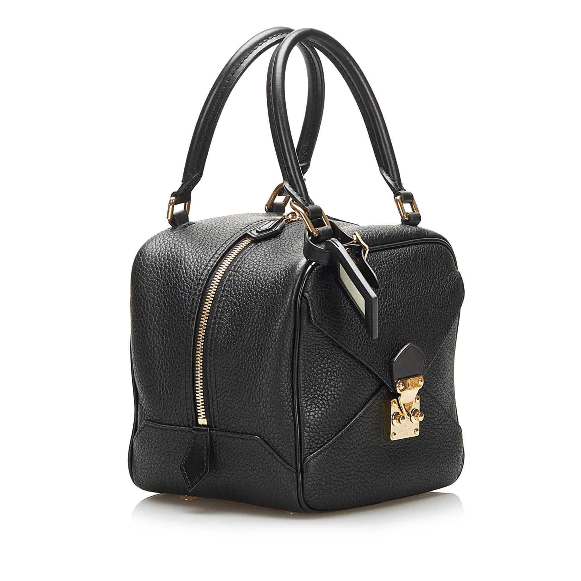 Louis Vuitton Taurillon Square (SHG-37422)