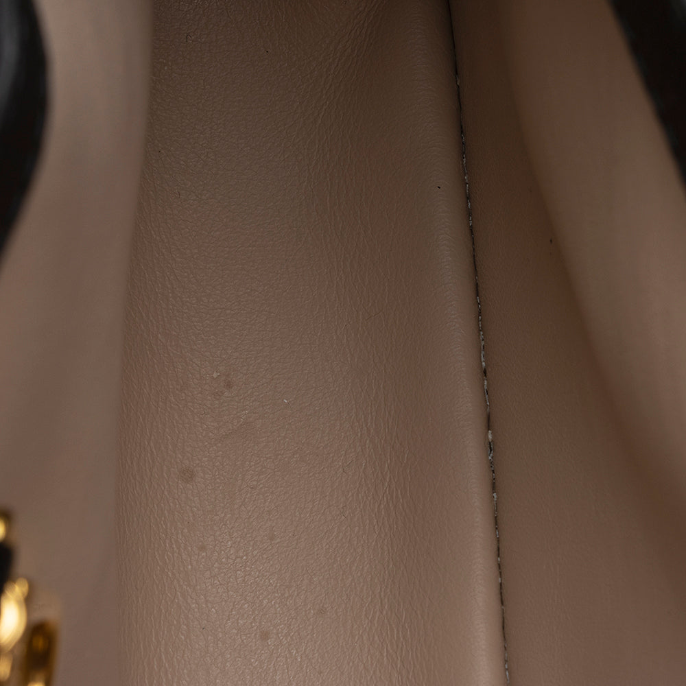 Louis Vuitton Taurillon Sweet Brogues Capucines PM Bag (SHF-18847)