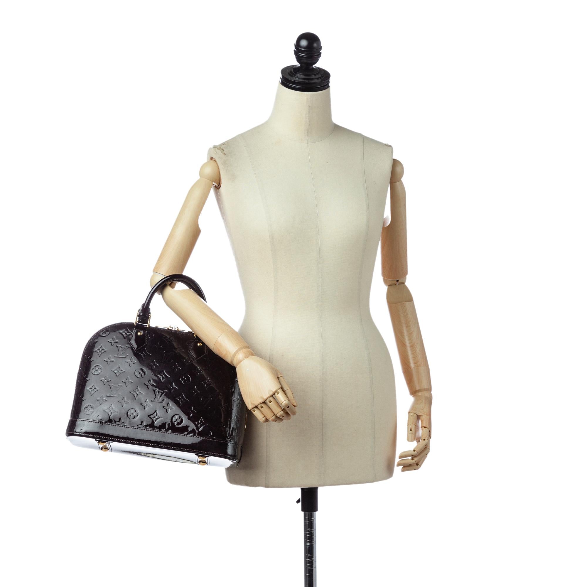 Louis Vuitton Vernis Alma PM (SHG-27943)