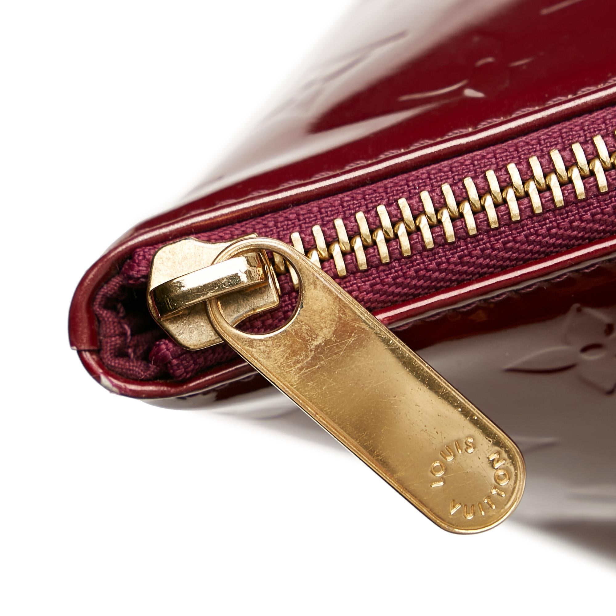 Louis Vuitton Vernis Bellevue PM (SHG-28338)