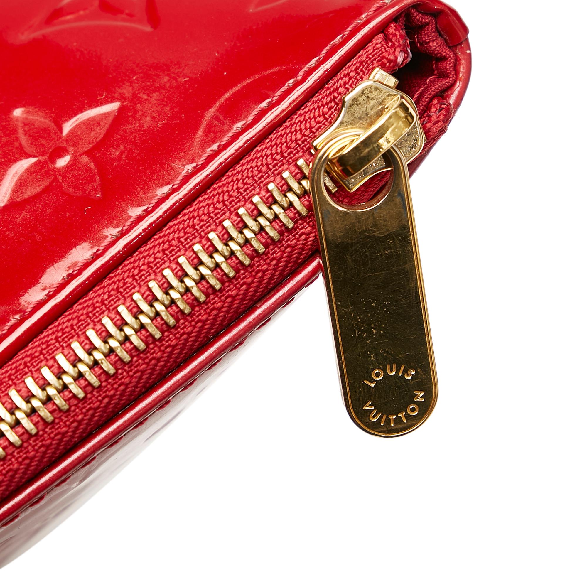 Louis Vuitton Vernis Bellevue PM (SHG-29260)