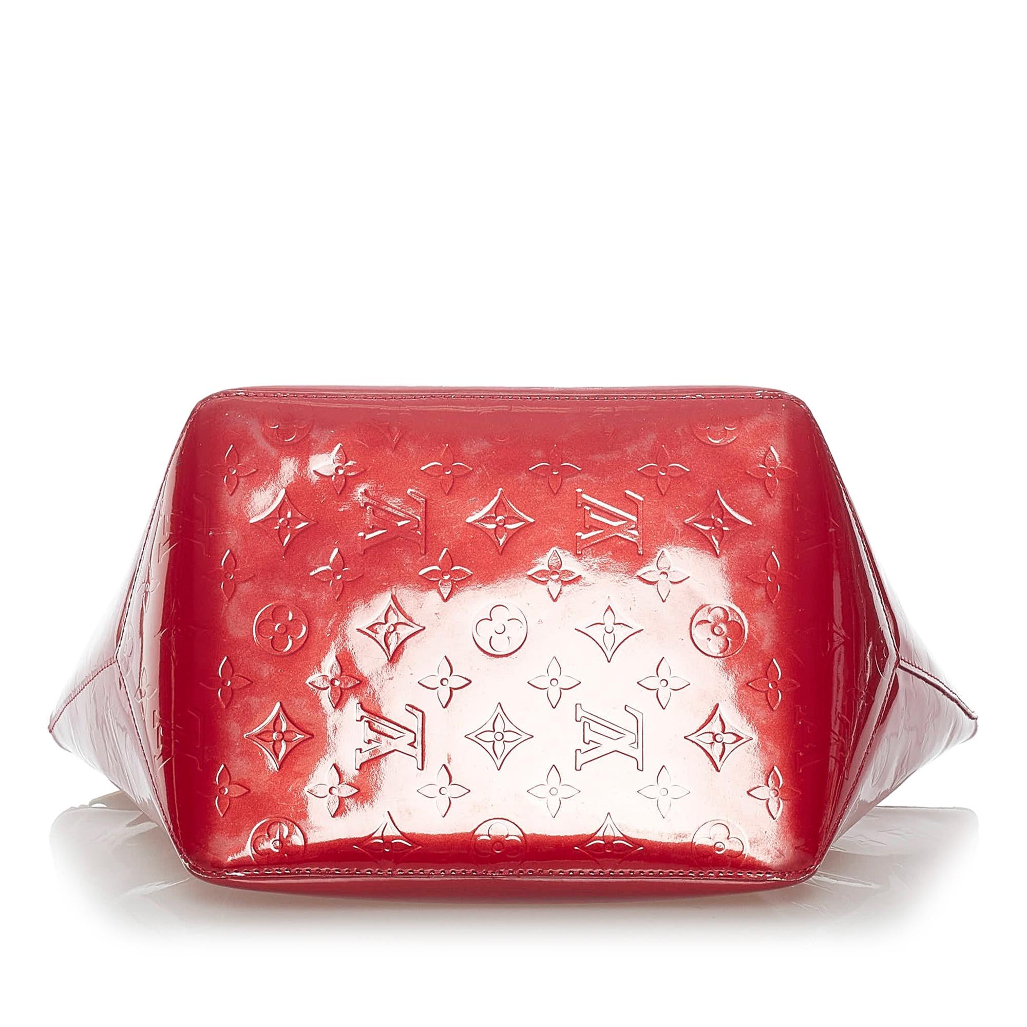 Louis Vuitton Vernis Bellevue PM (SHG-32190)