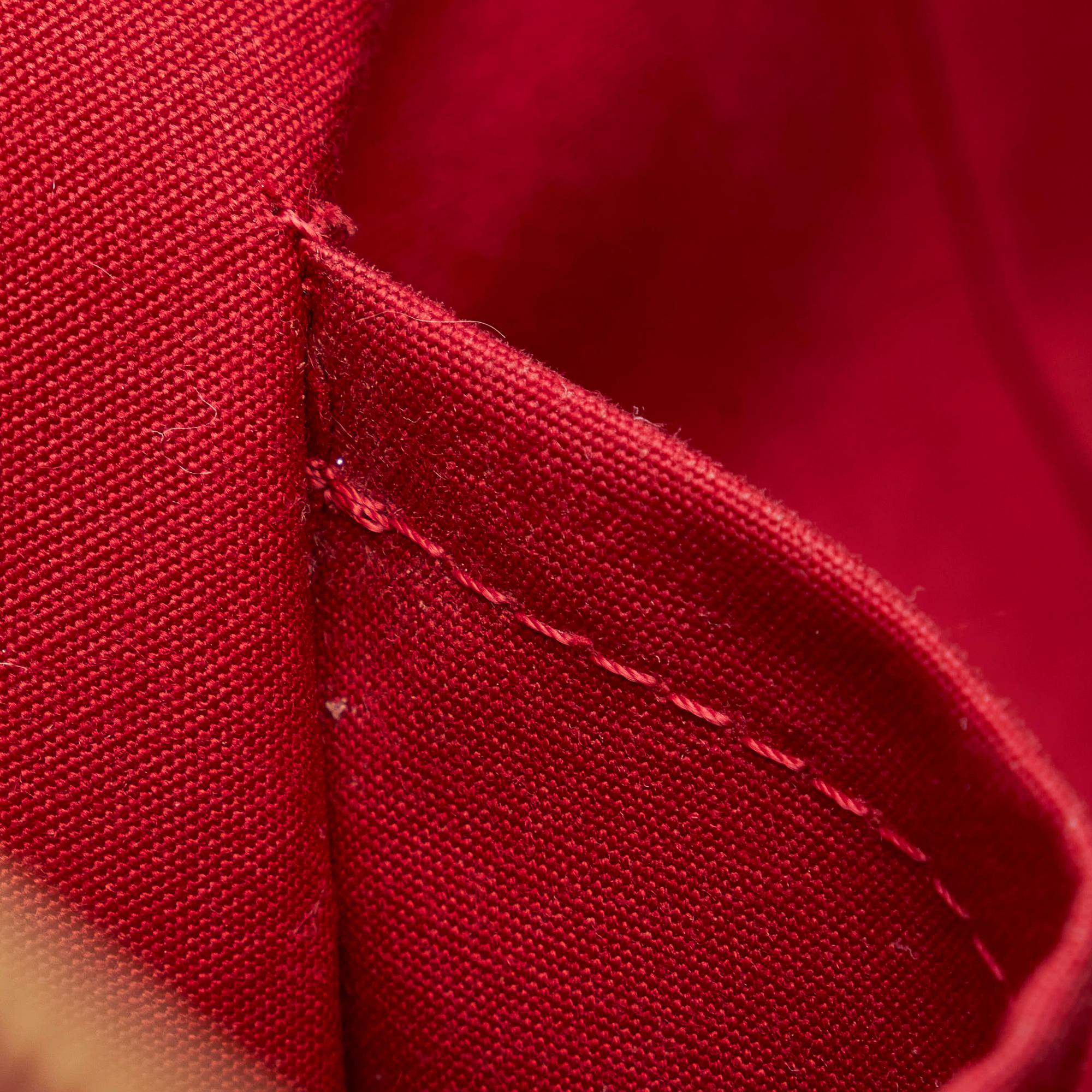 Louis Vuitton Vernis Bellevue PM (SHG-32190)