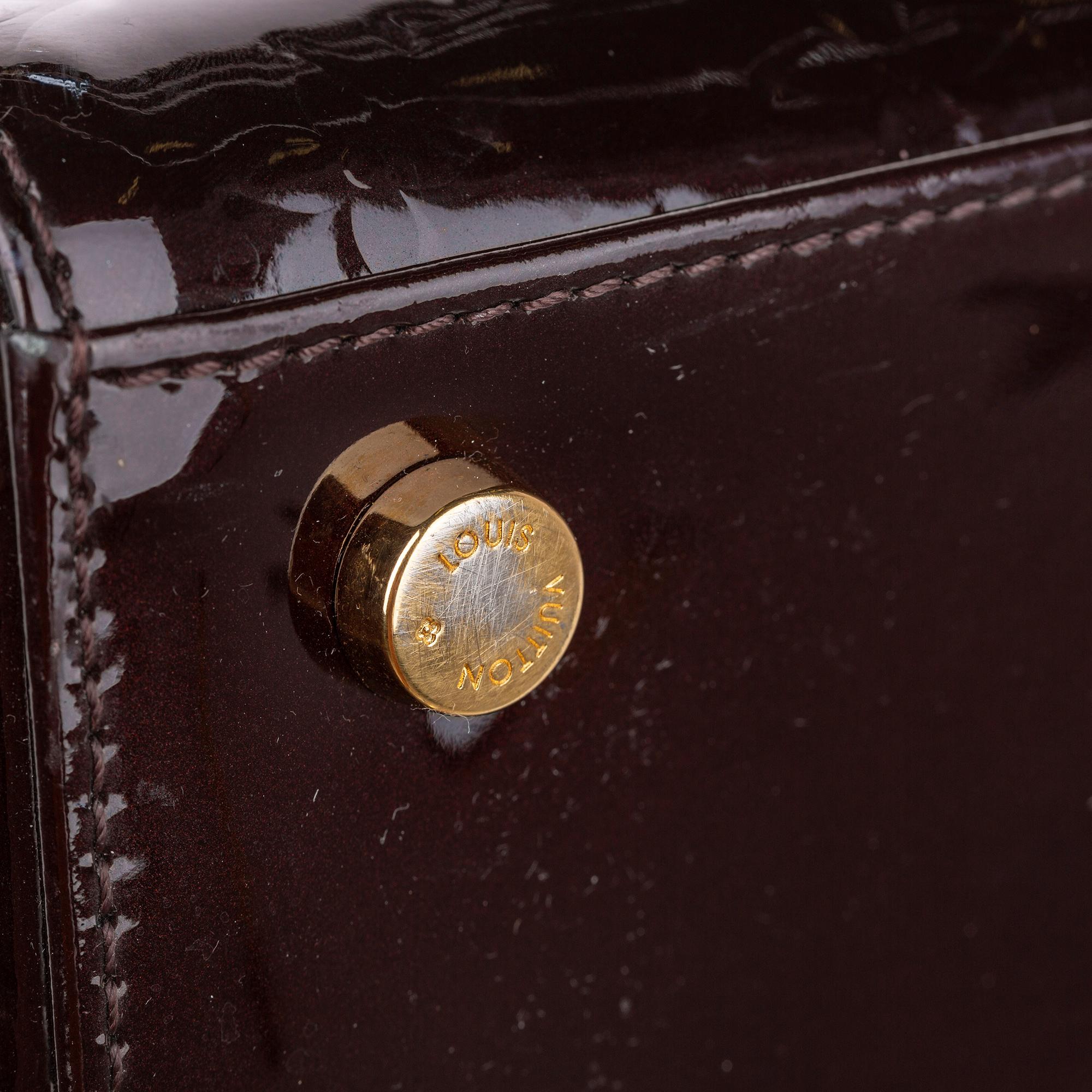 Louis Vuitton Vernis Brea MM (SHG-28472)