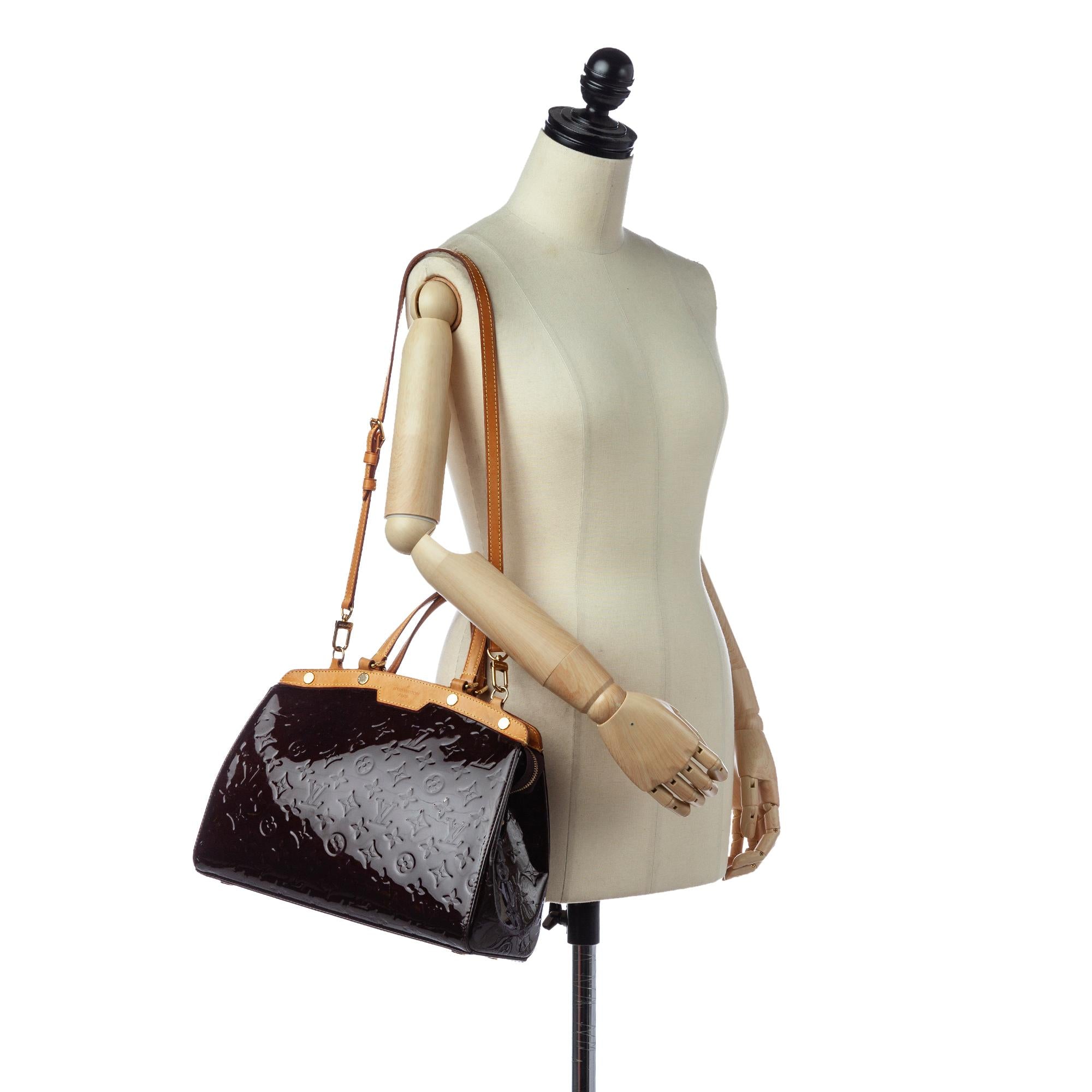 Louis Vuitton Vernis Brea MM (SHG-28472)