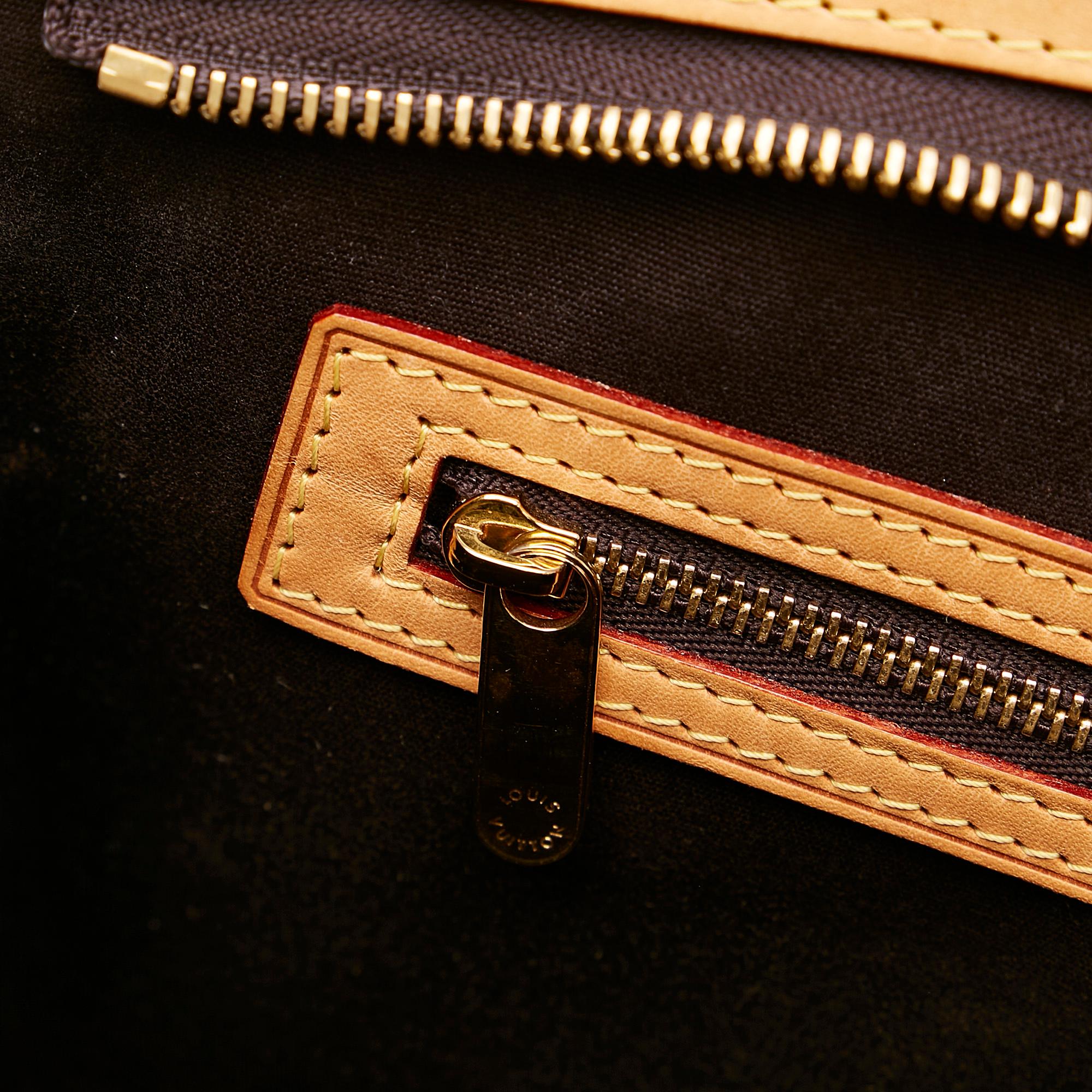 Louis Vuitton Vernis Brea MM (SHG-30116)