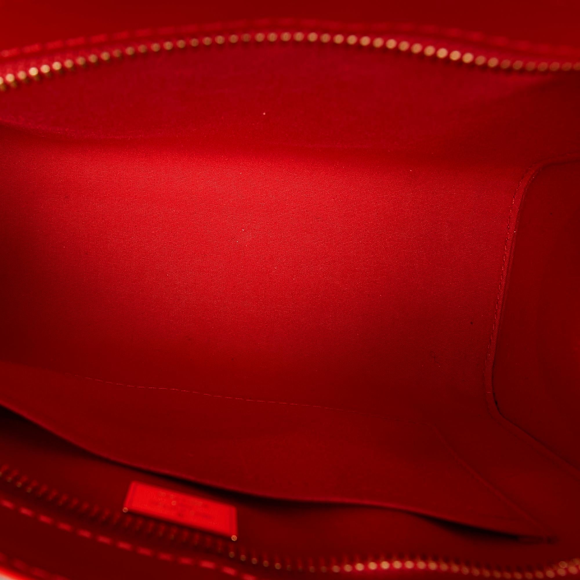 Louis Vuitton Vernis Brea PM (SHG-26931)