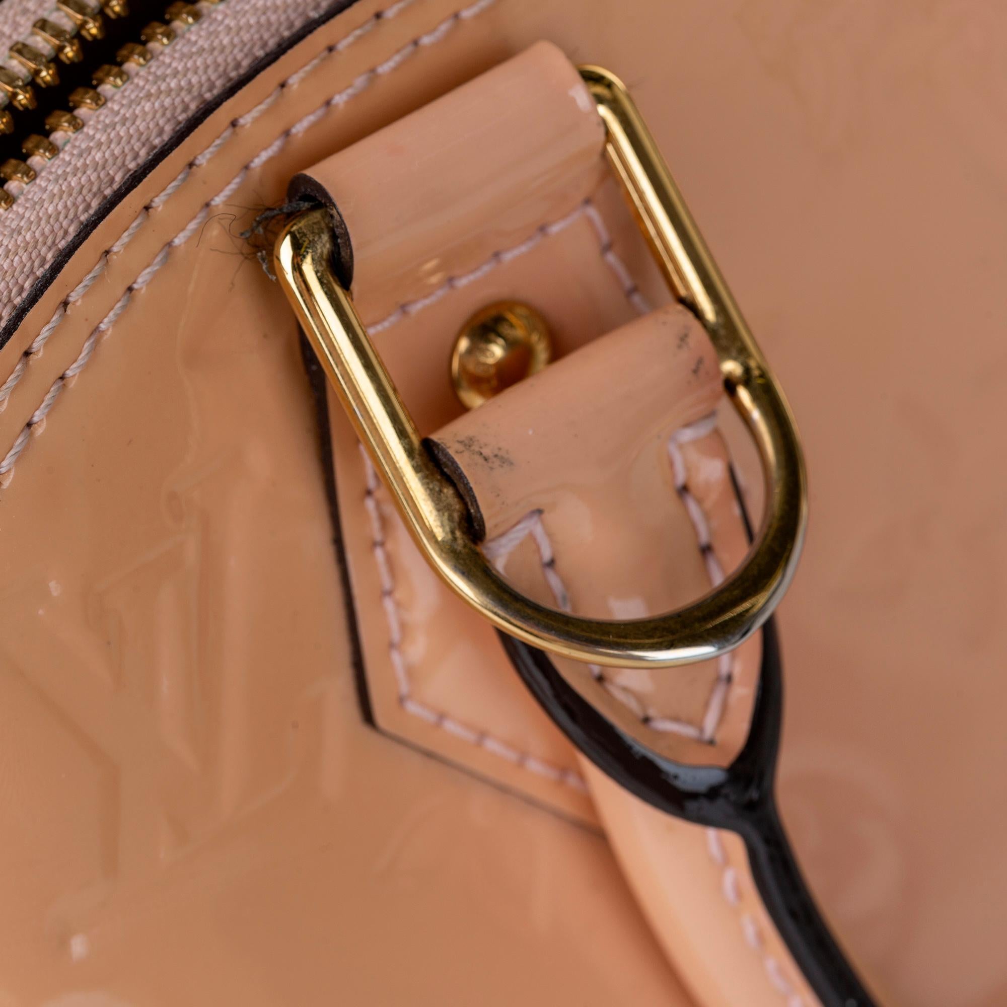 Louis Vuitton Vernis Flower Alma BB (SHG-32578)