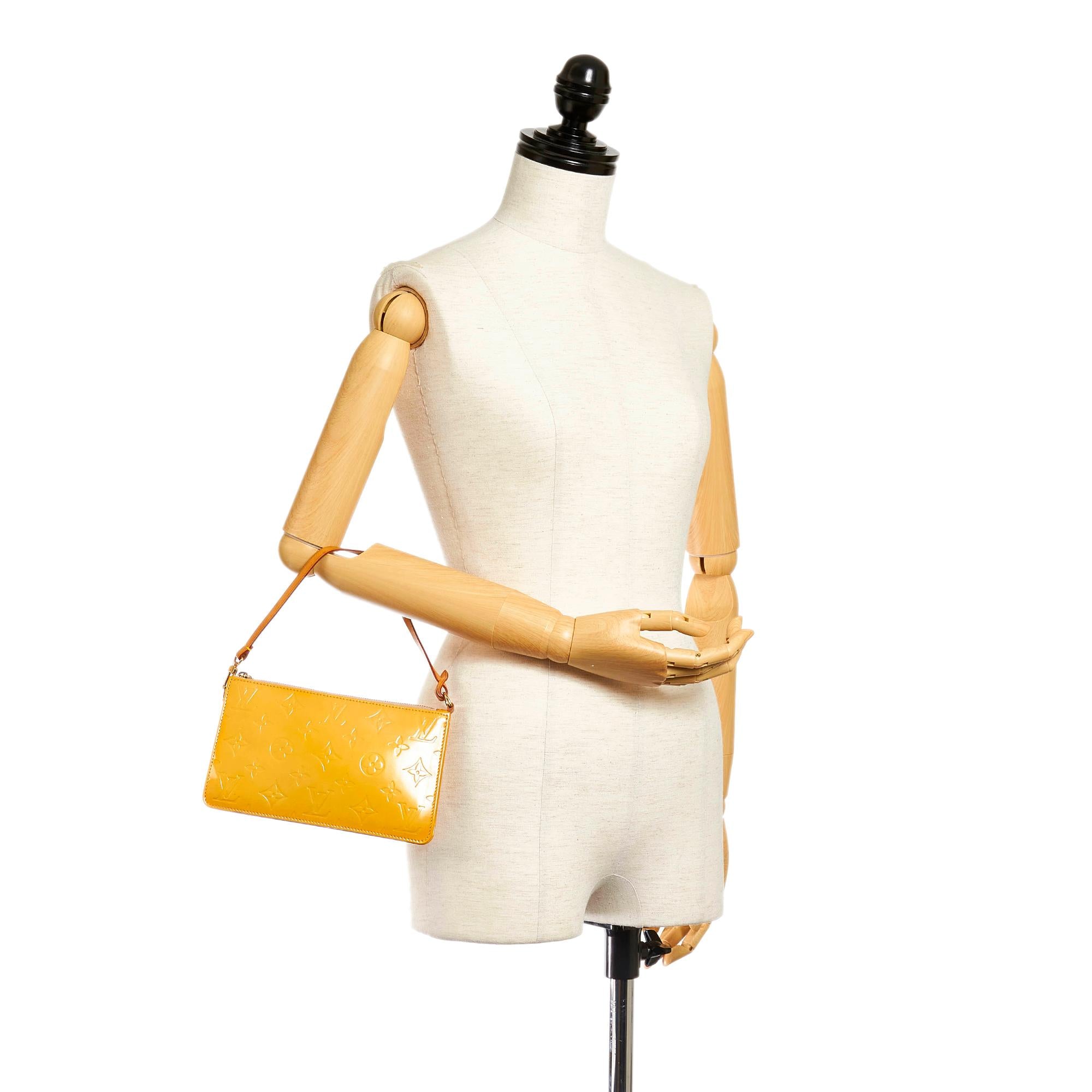 Louis Vuitton Vernis Lexington Pochette (SHG-28098)