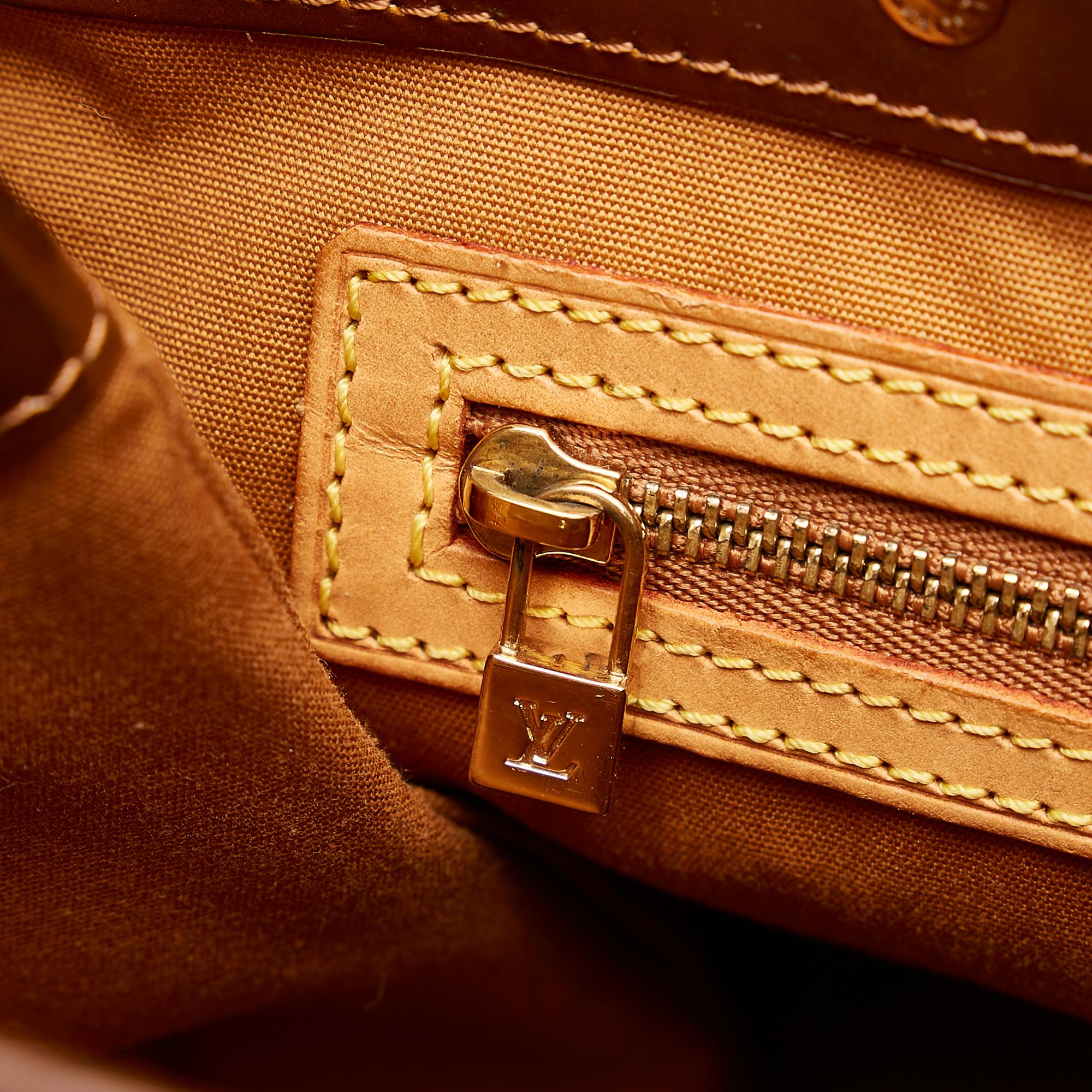 Louis Vuitton Vernis Reade MM (SHG-28340)