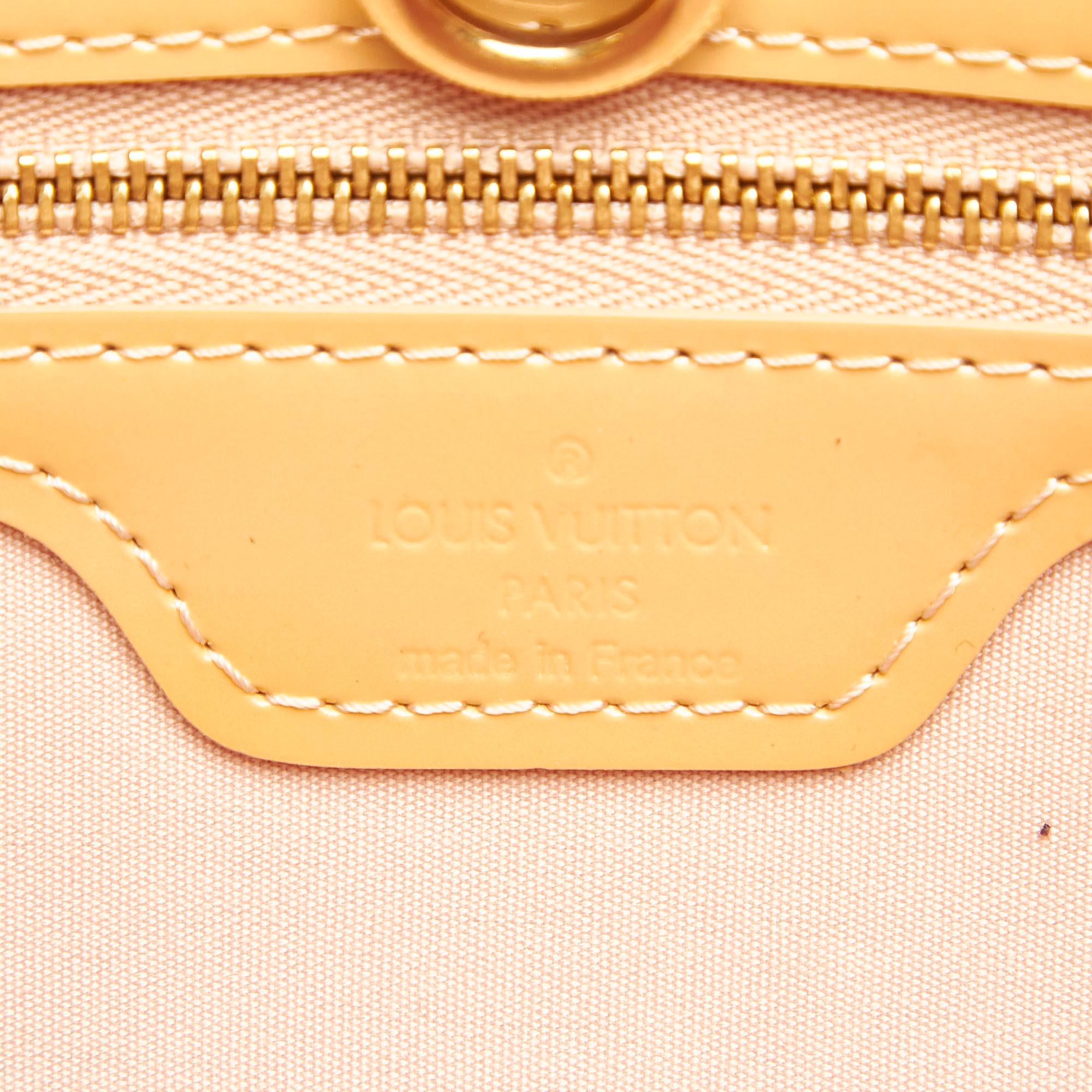 Louis Vuitton Vernis Wilshire PM (SHG-19663)