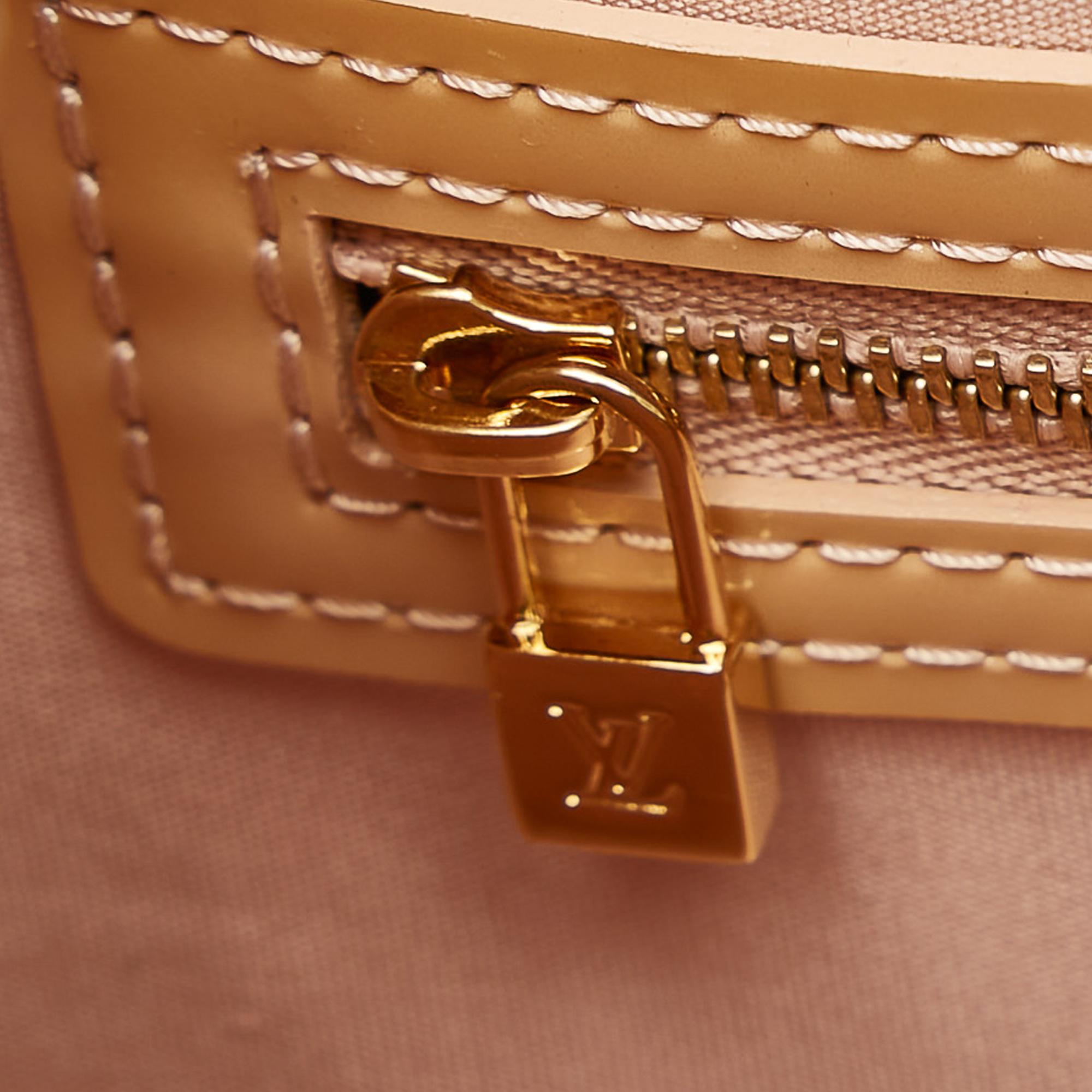 Louis Vuitton Vernis Wilshire PM (SHG-27789)