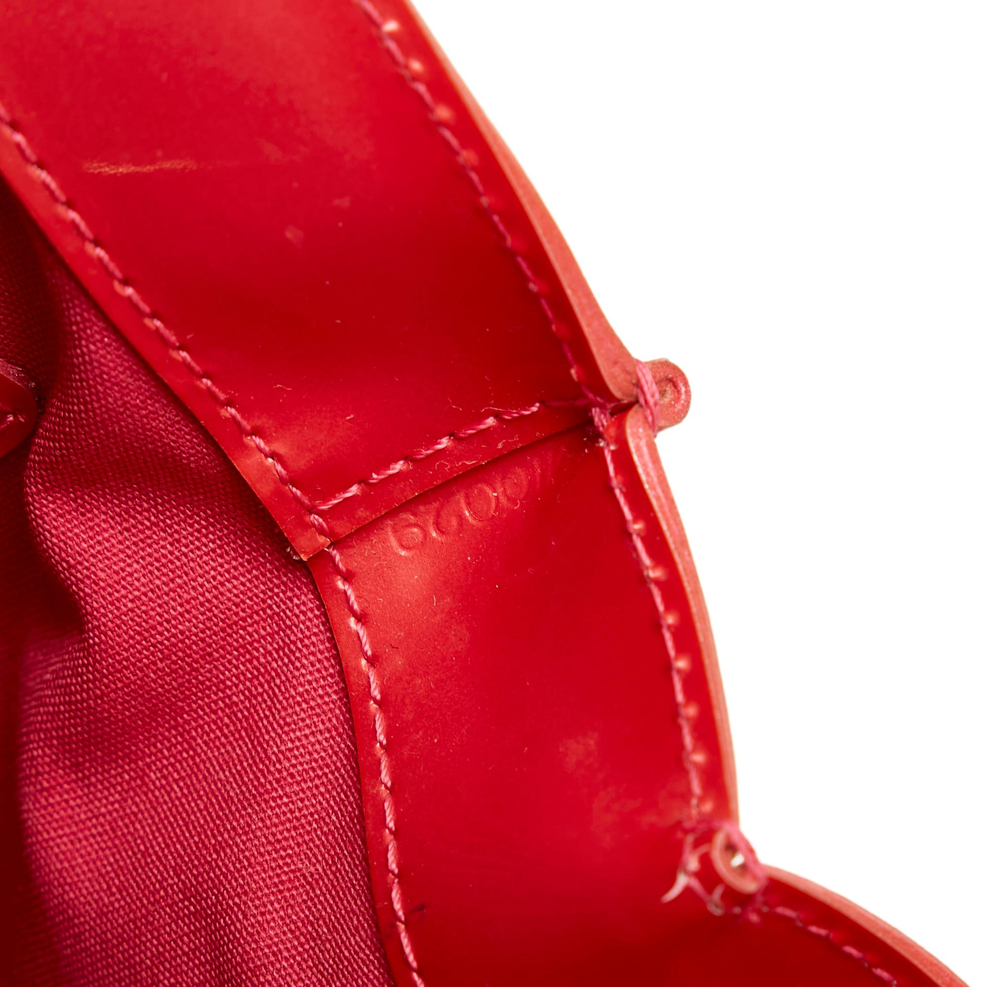 Louis Vuitton Vernis Wilshire PM (SHG-28207)