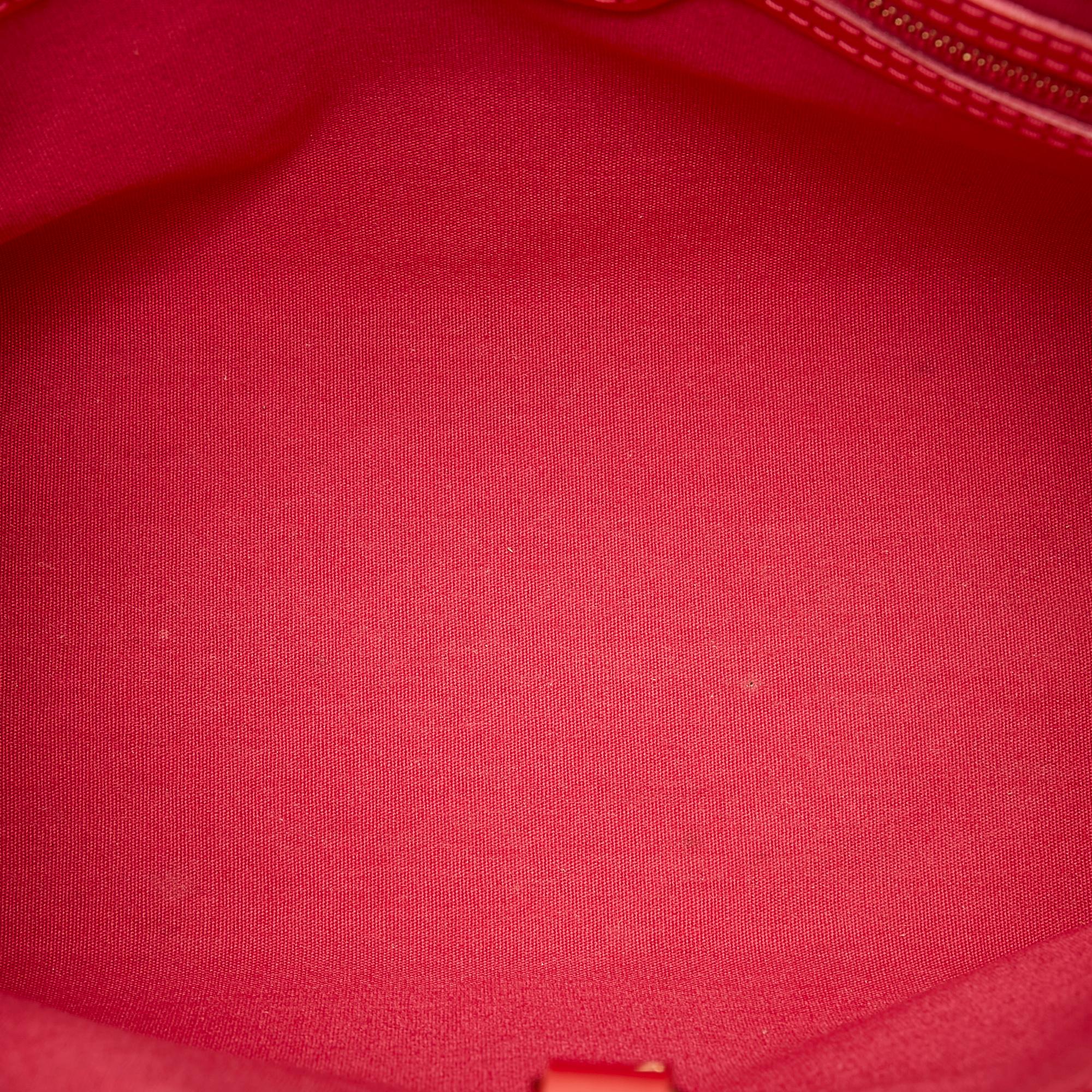 Louis Vuitton Vernis Wilshire PM (SHG-28207)