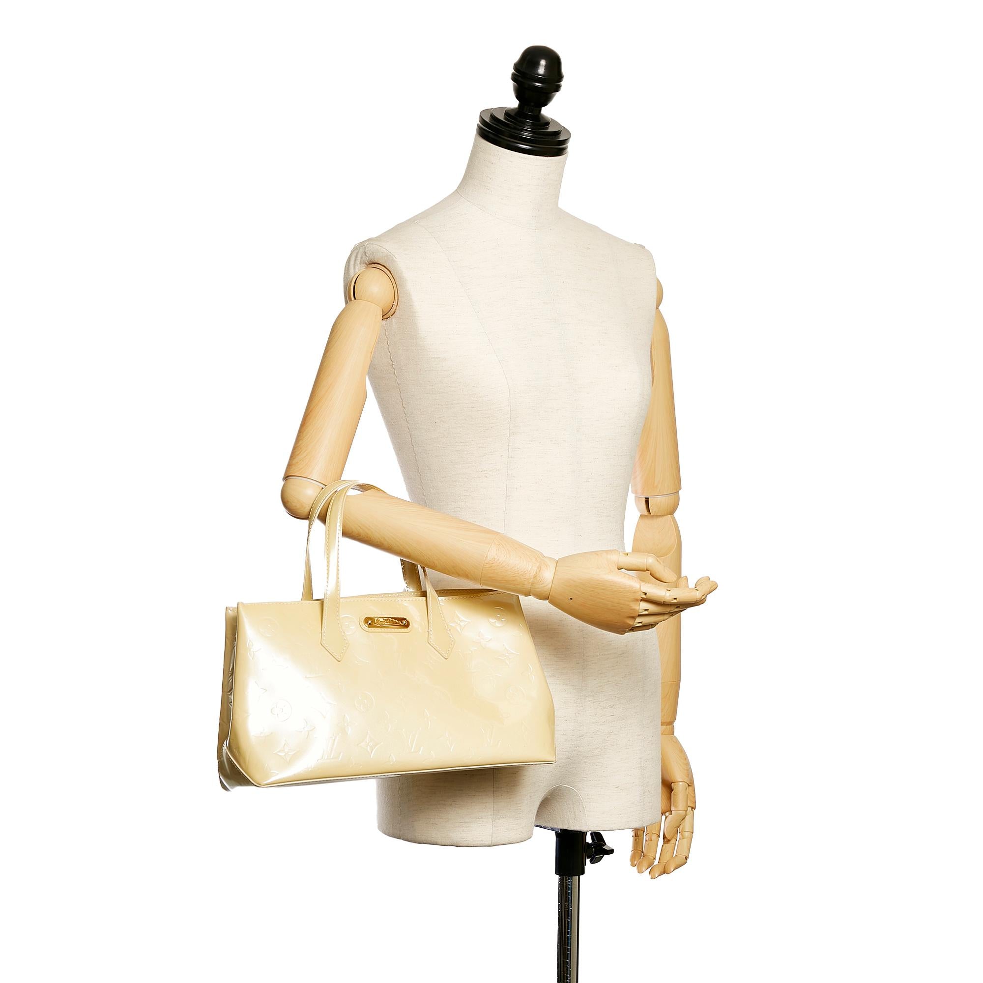 Louis Vuitton Vernis Wilshire PM (SHG-29957)