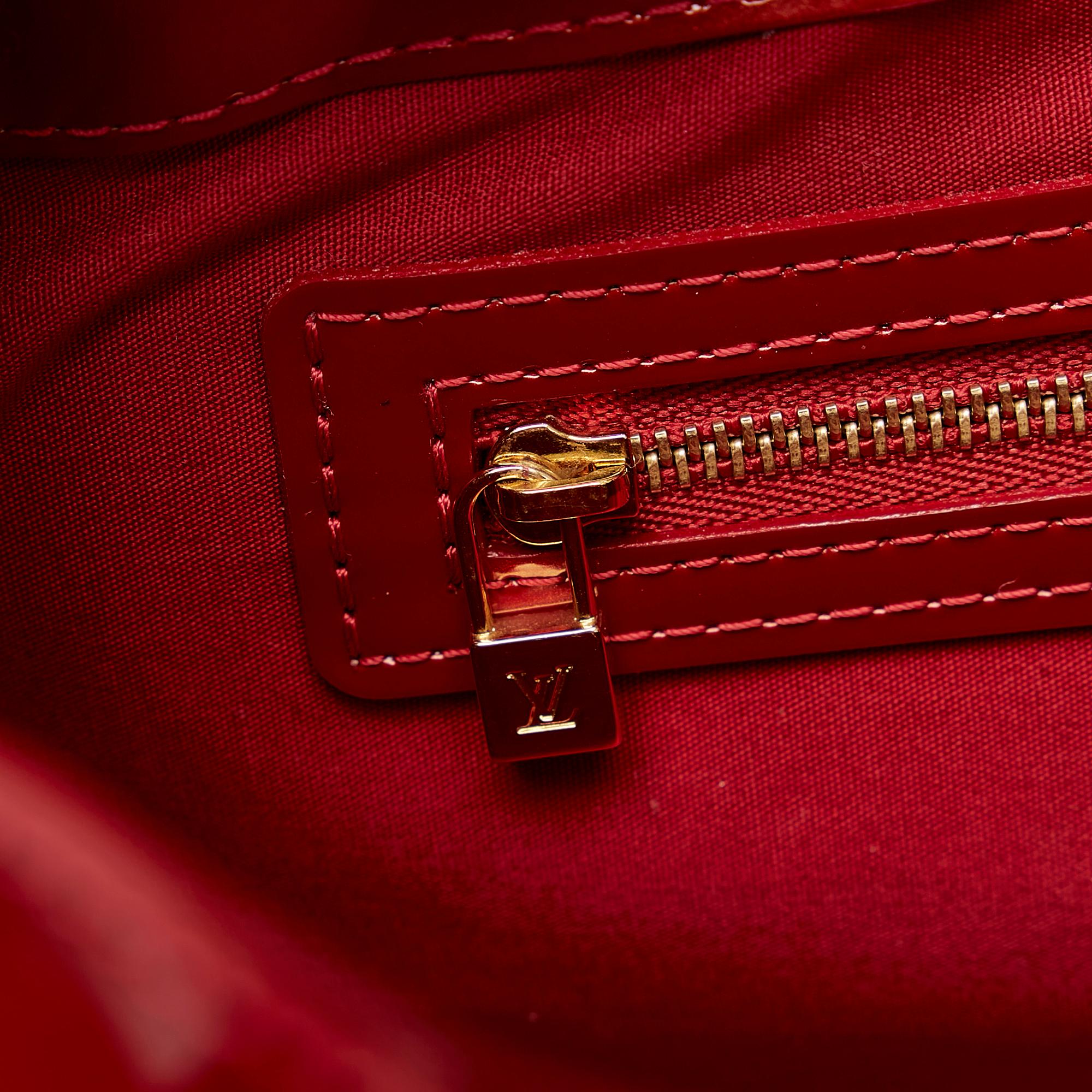 Louis Vuitton Vernis Wilshire PM (SHG-29964)