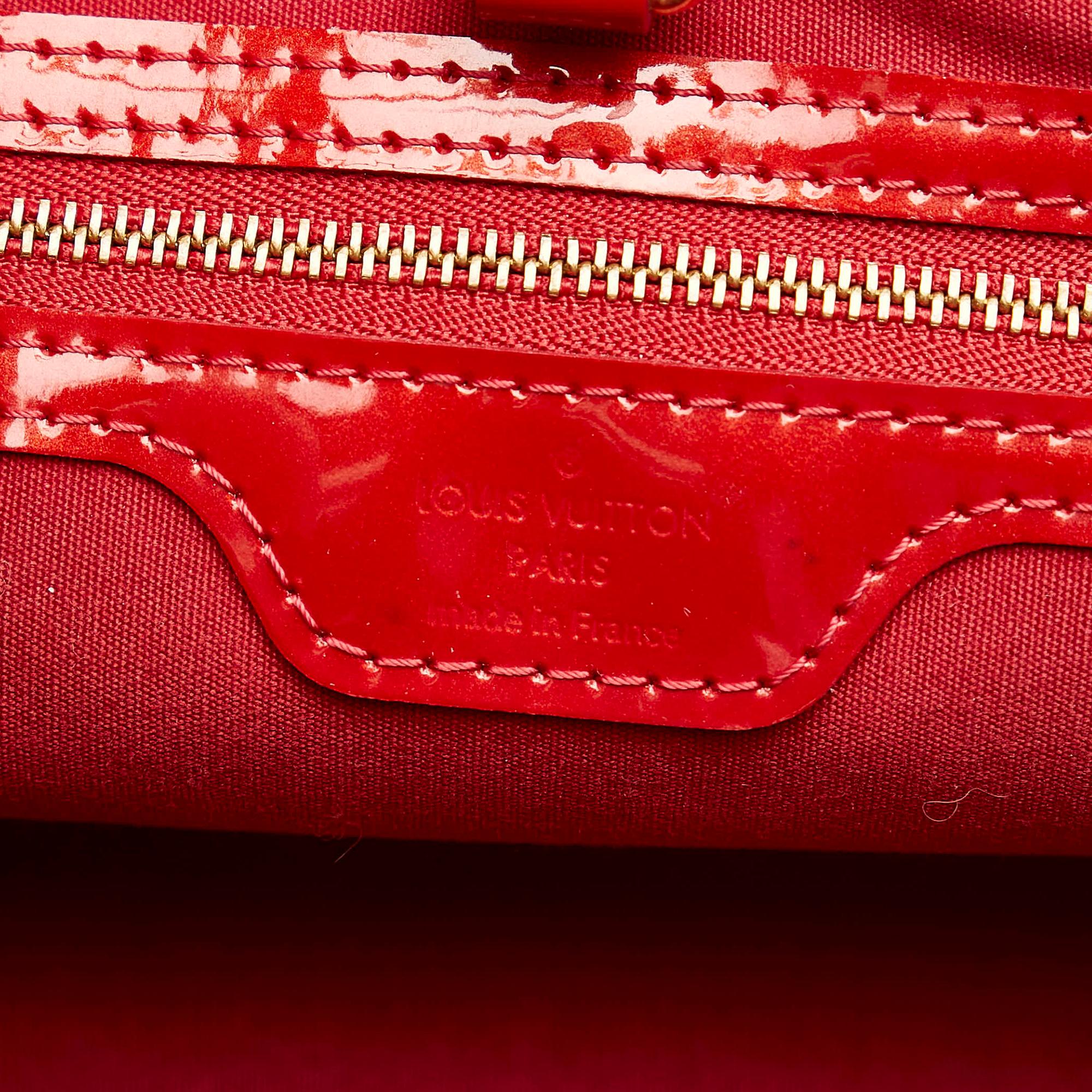 Louis Vuitton Vernis Wilshire PM (SHG-30831)