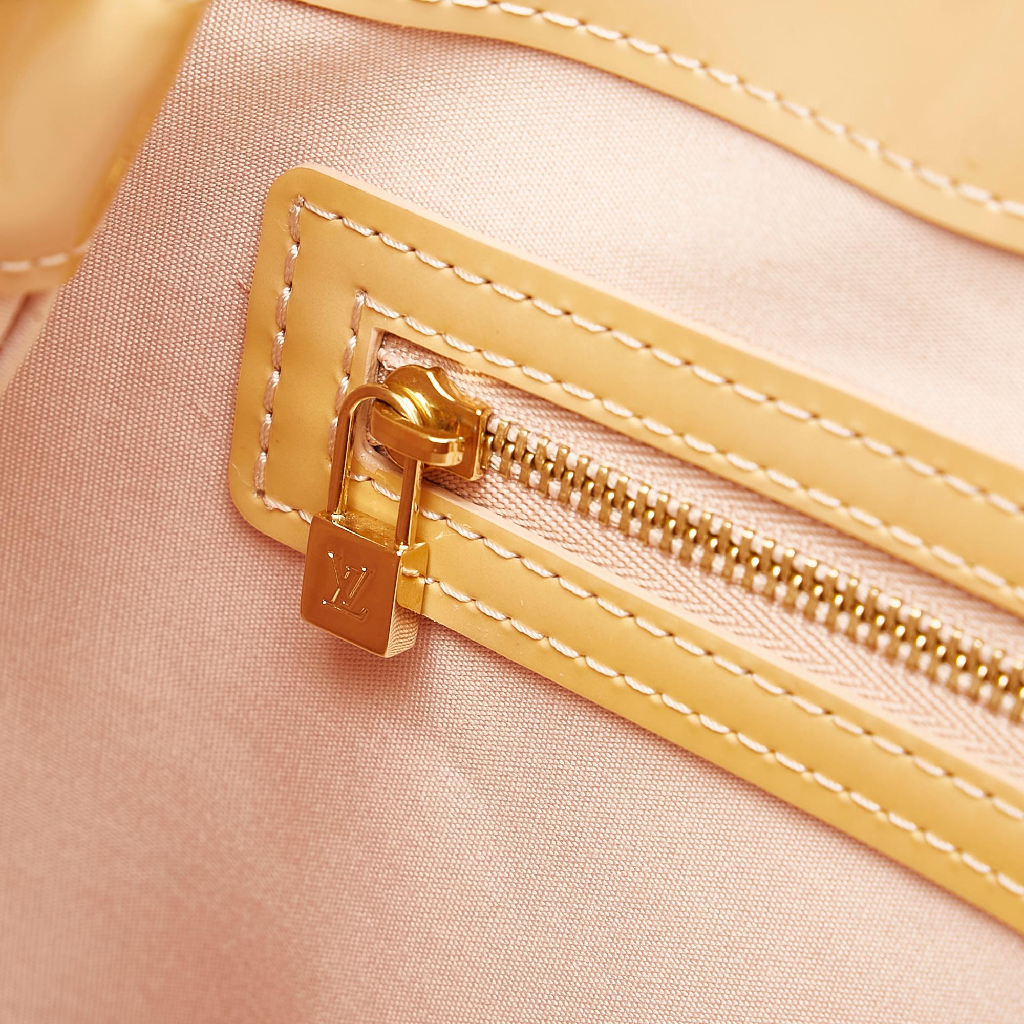 Louis Vuitton Vernis Wilshire PM (SHG-33108)
